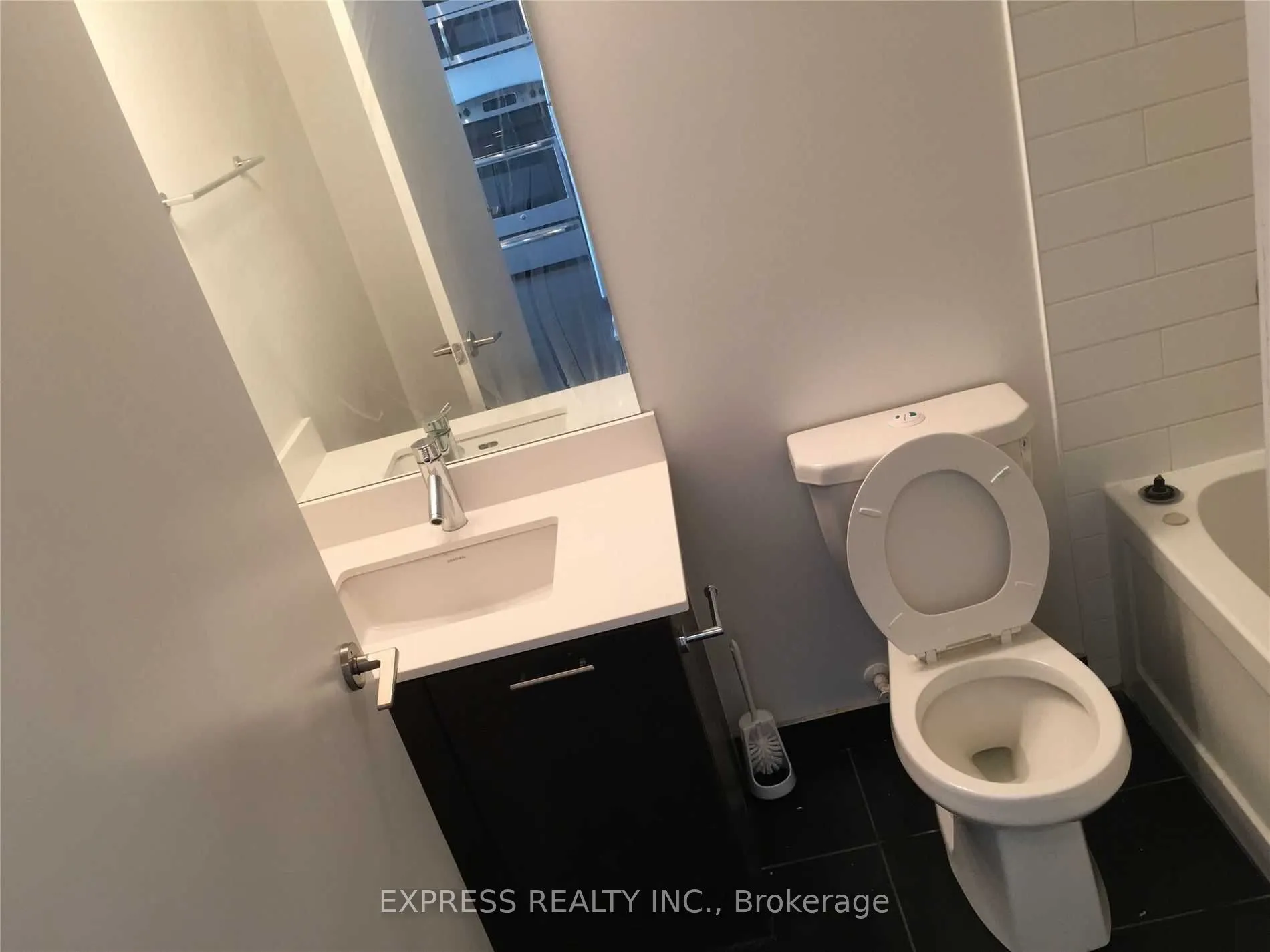 2212 Lake Shore Boulevard W, #1605