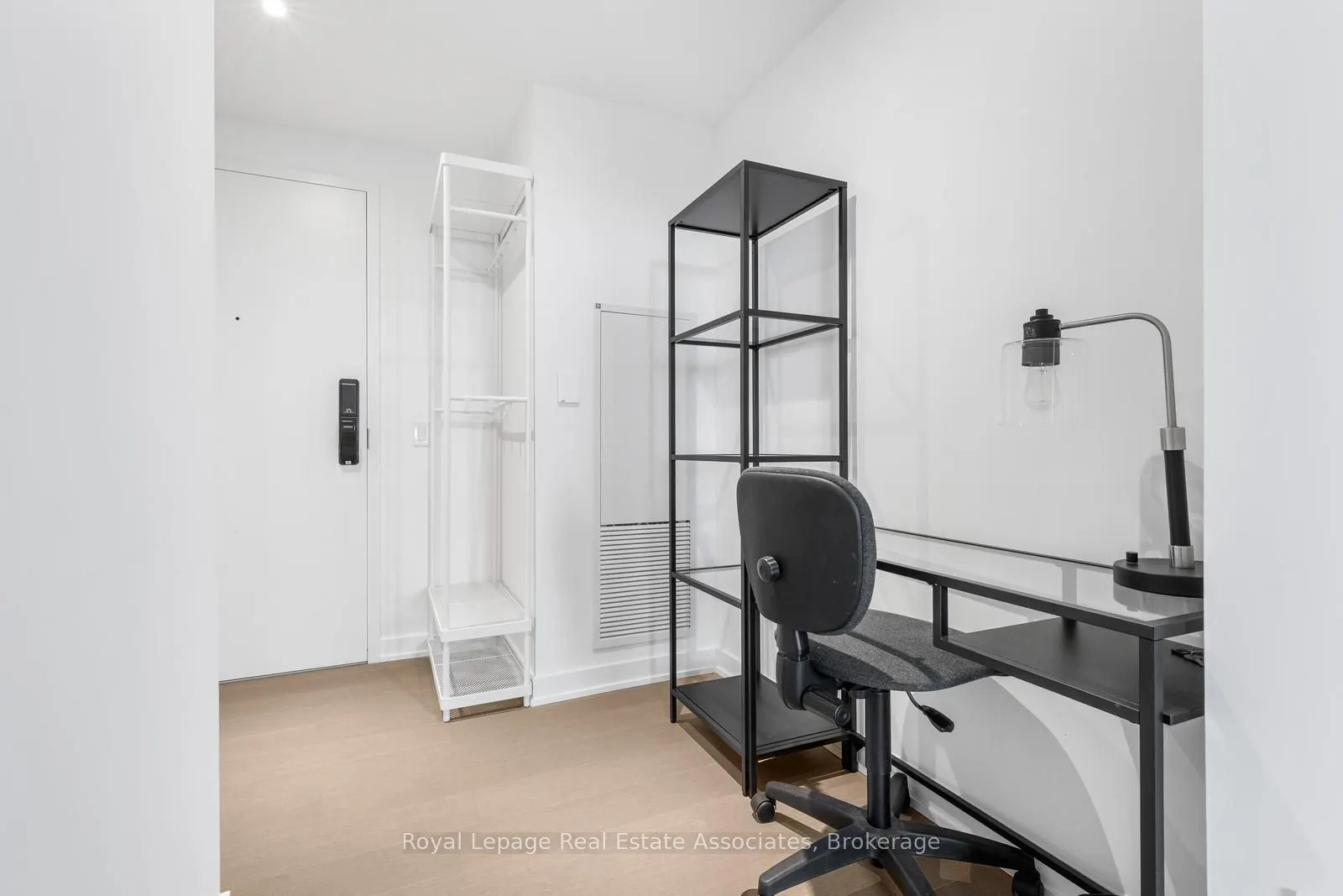 28 Ann Street, #1302