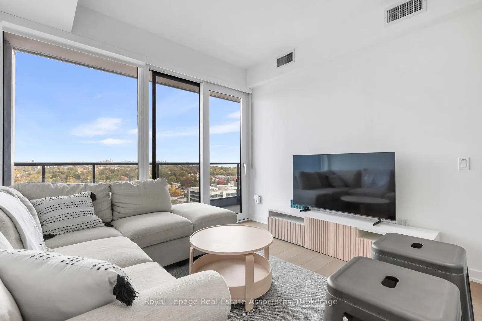 28 Ann Street, #1302