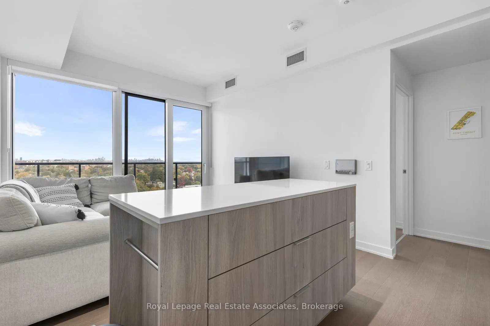 28 Ann Street, #1302