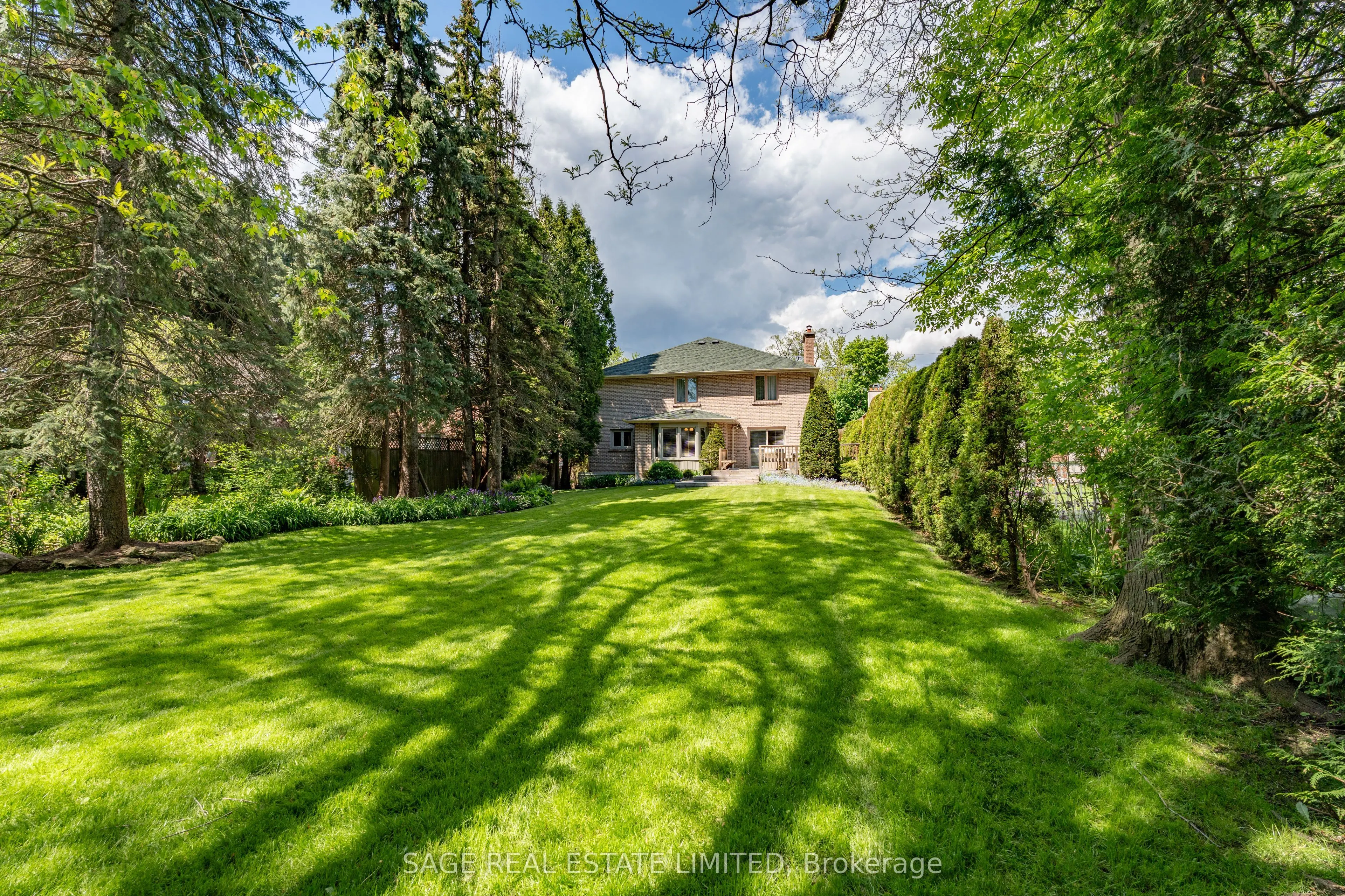 172 Burnhamthorpe Road