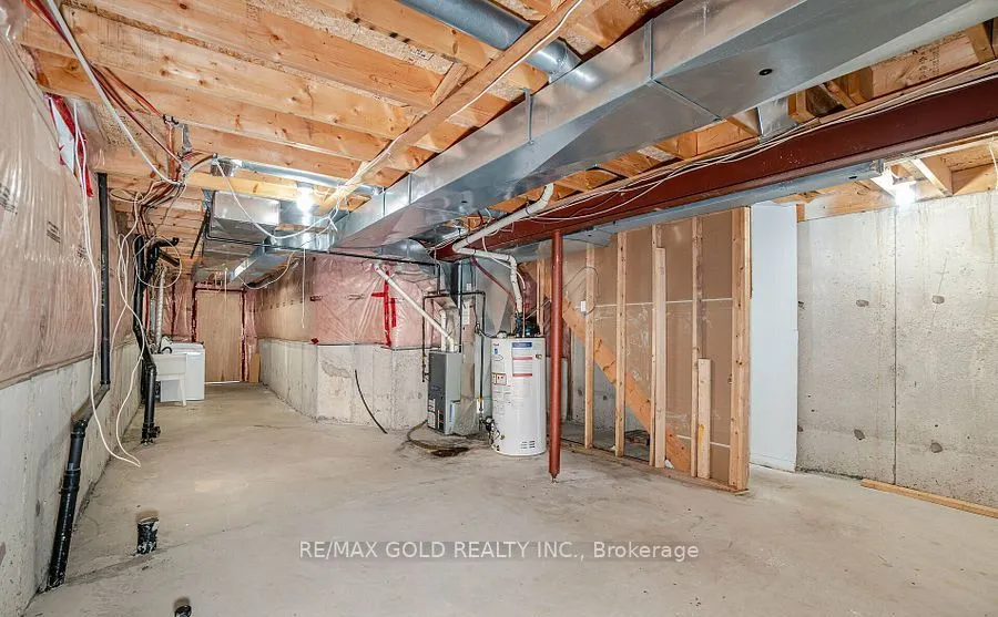 69 Portrush Trail