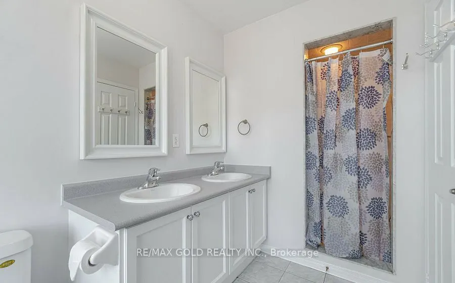 69 Portrush Trail