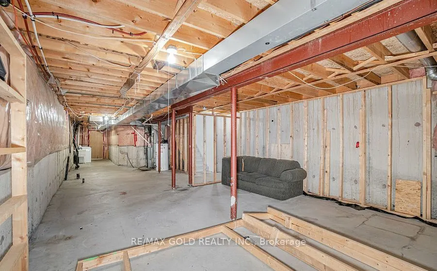 69 Portrush Trail