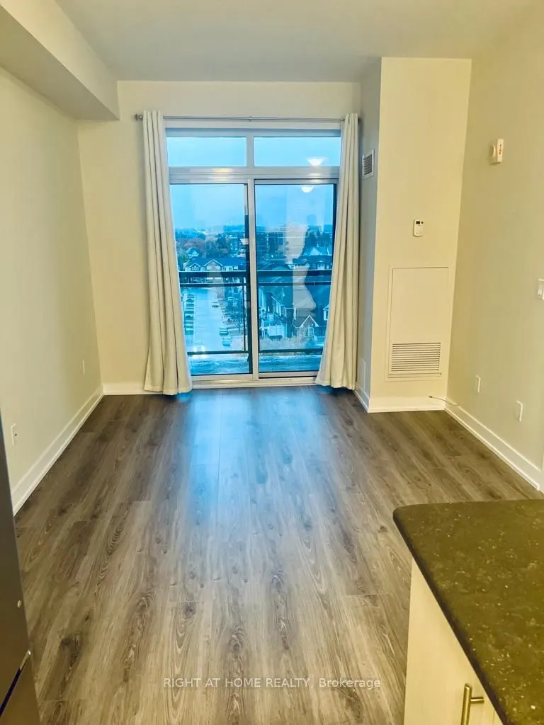 2490 Old Bronte Road, #616