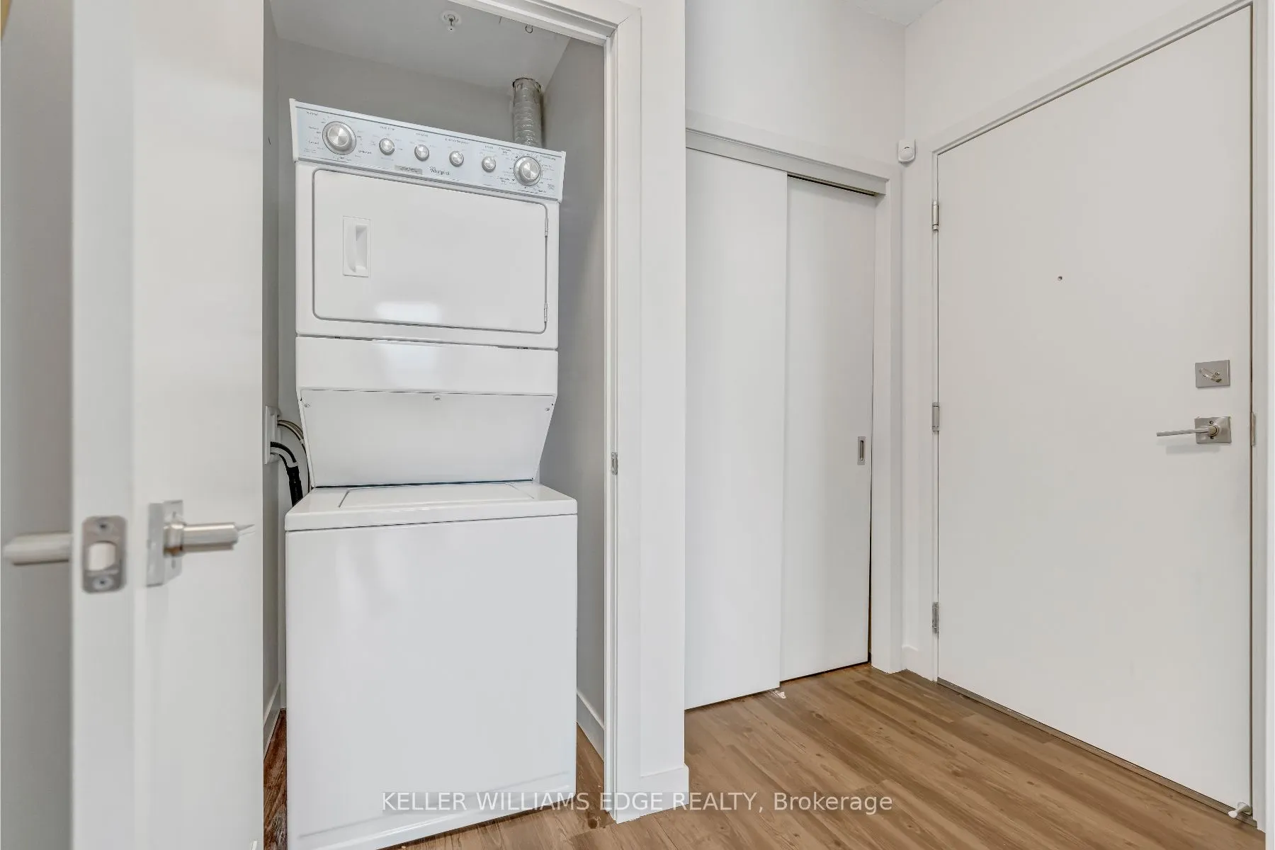 2081 Fairview Street, #1406