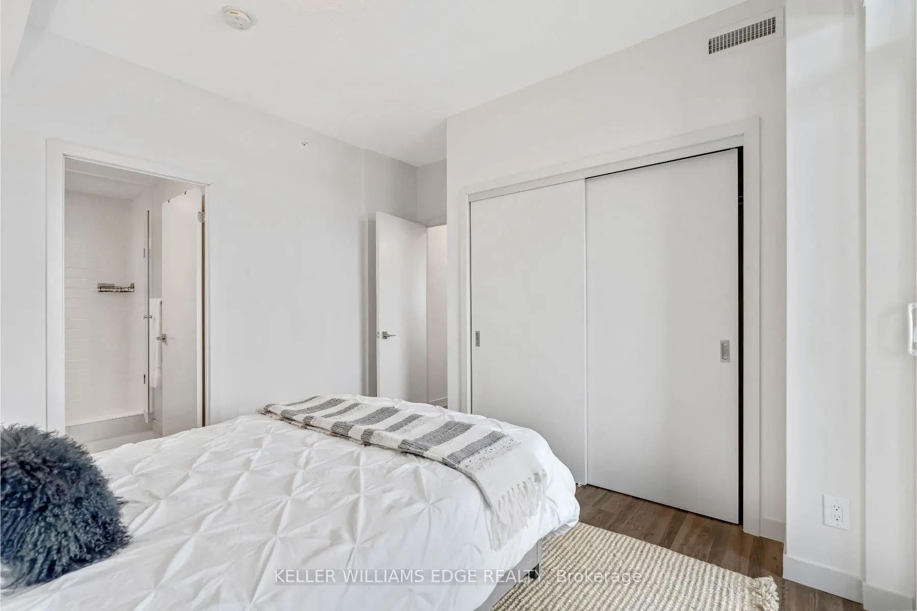 2081 Fairview Street, #1406