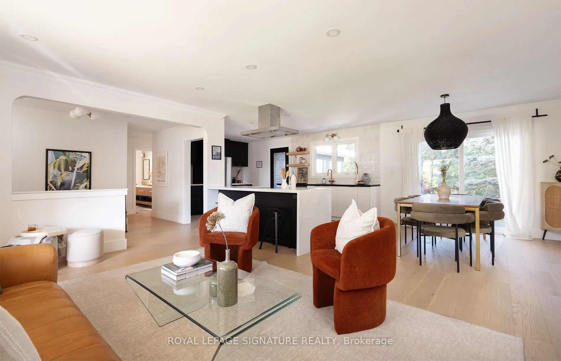 3495 Riverspray Crescent