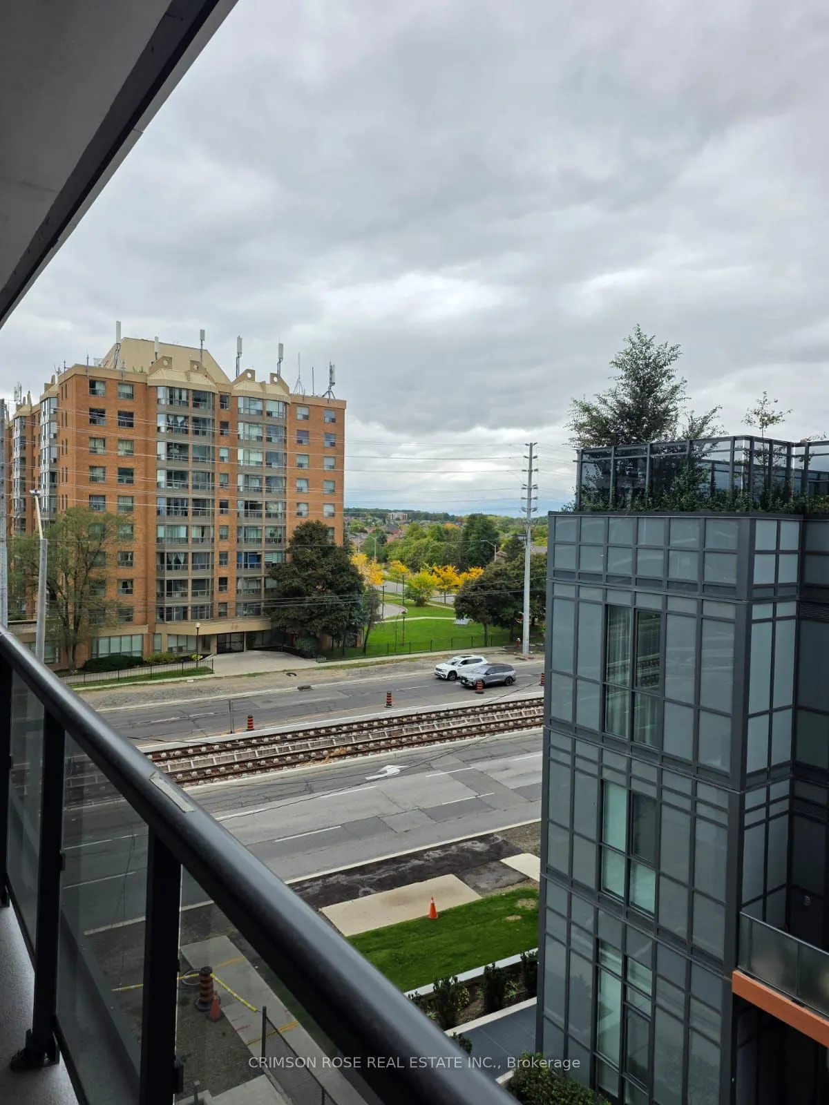 5105 Hurontario Street, #414