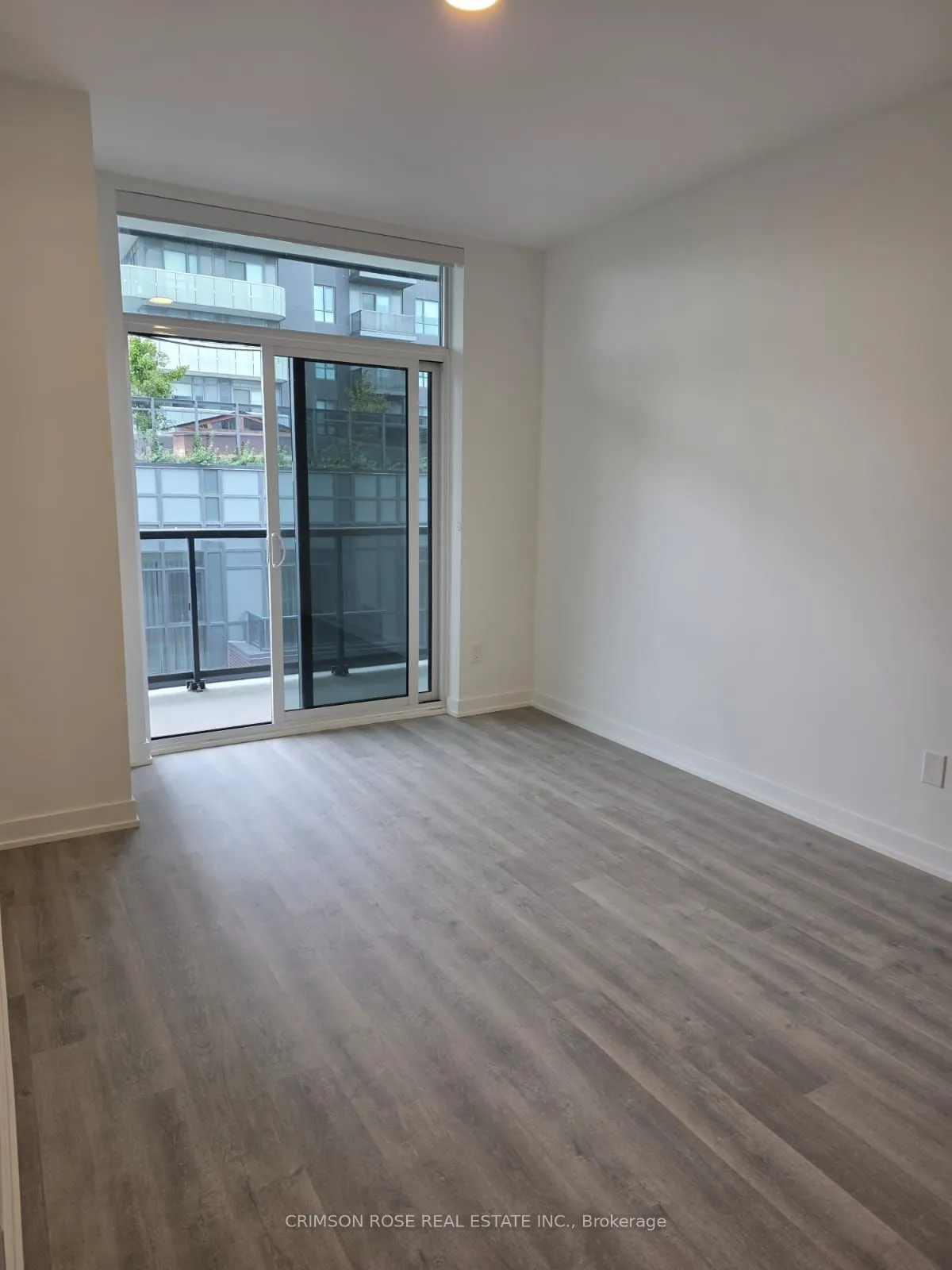 5105 Hurontario Street, #414