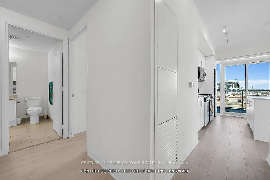 509 Dundas Street, #417