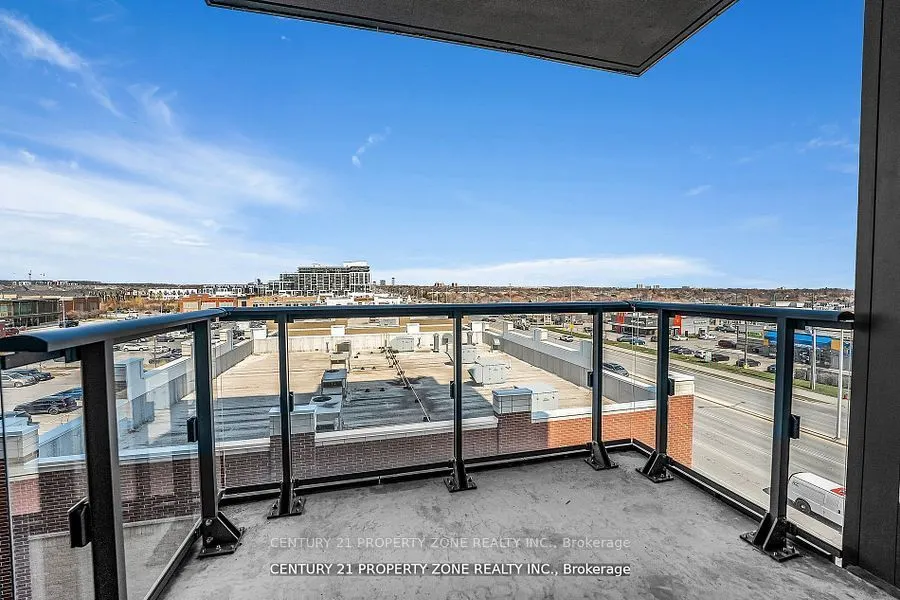 509 Dundas Street, #417
