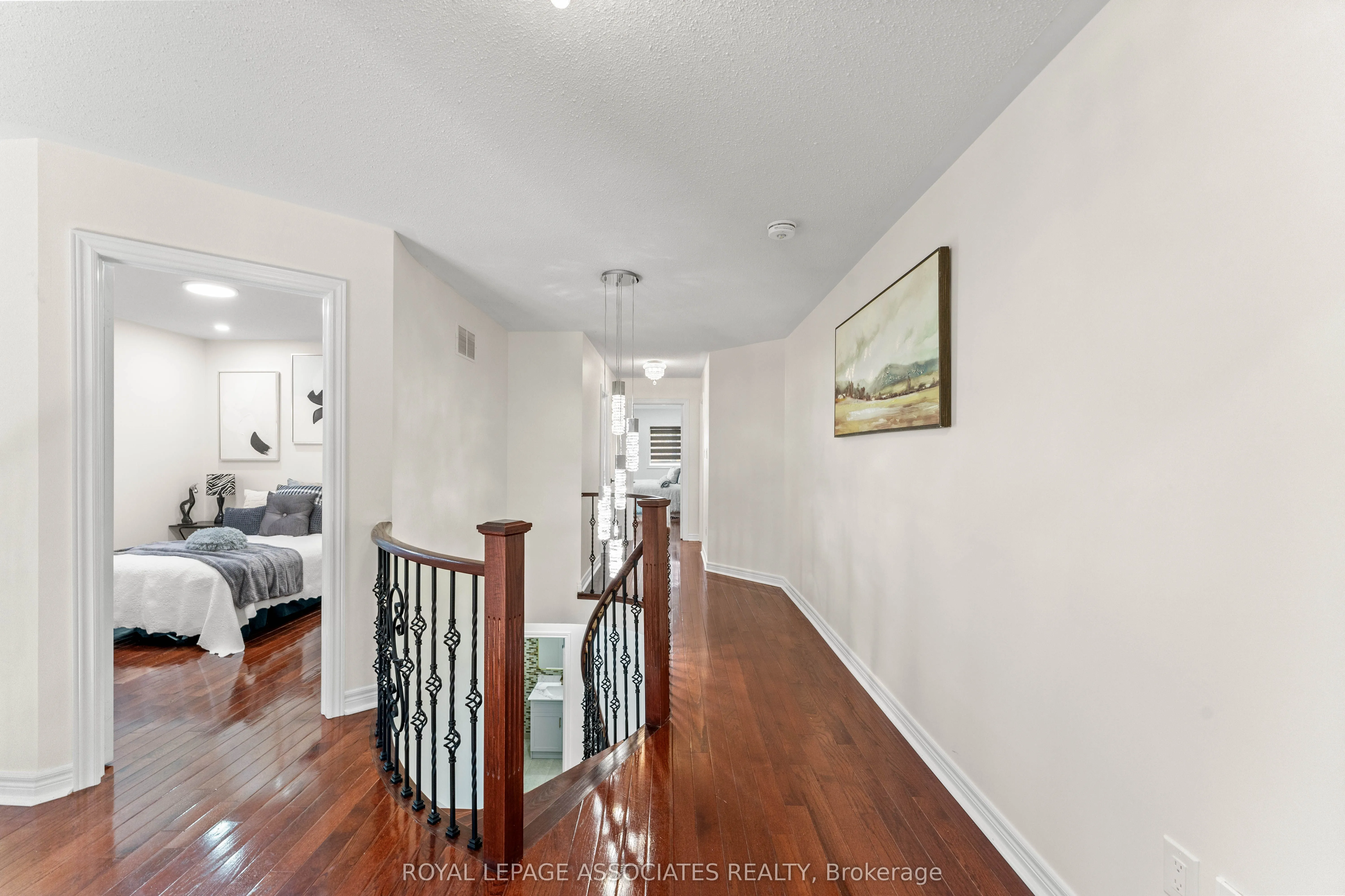 88 Showboat Crescent