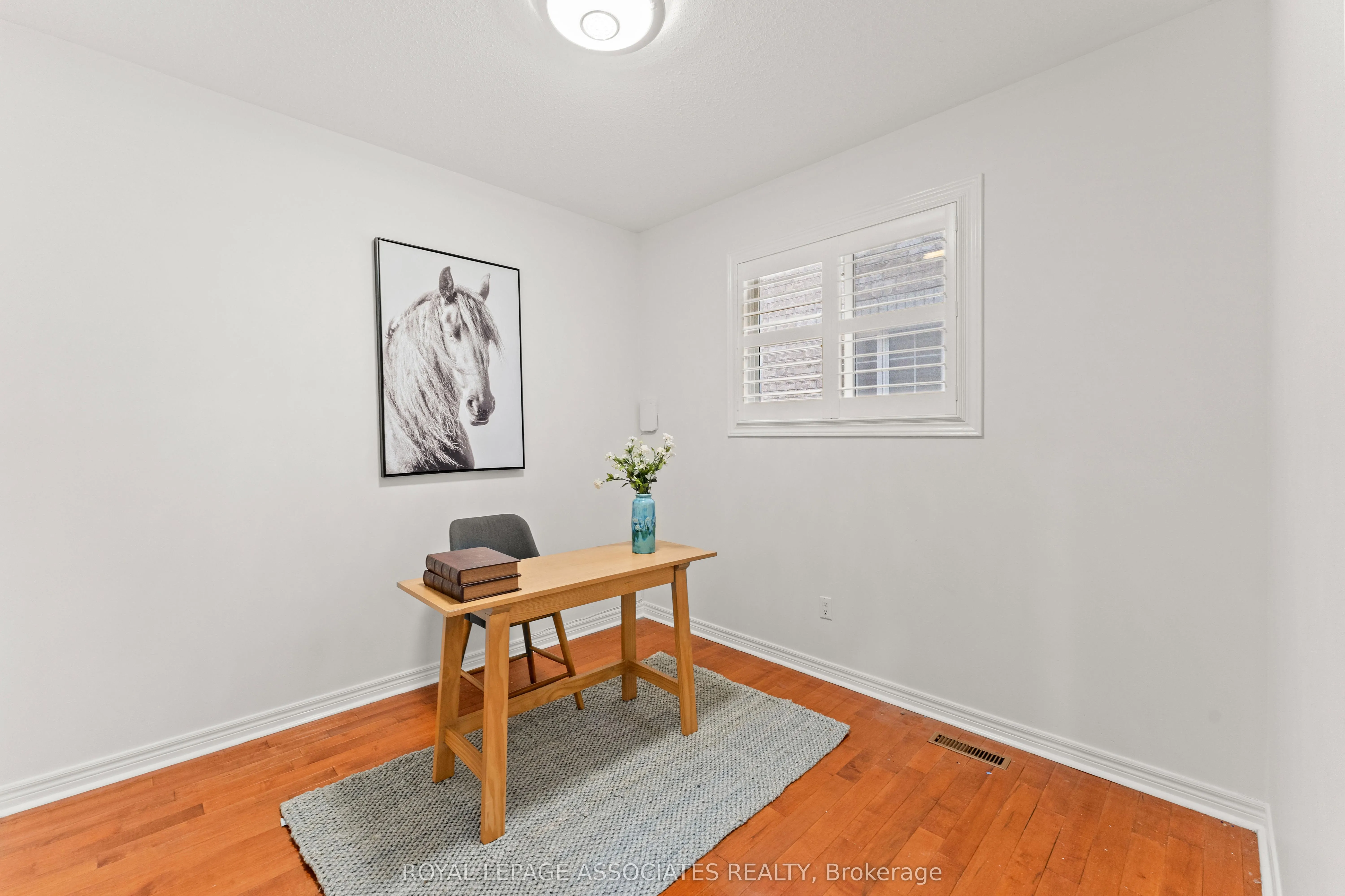 88 Showboat Crescent