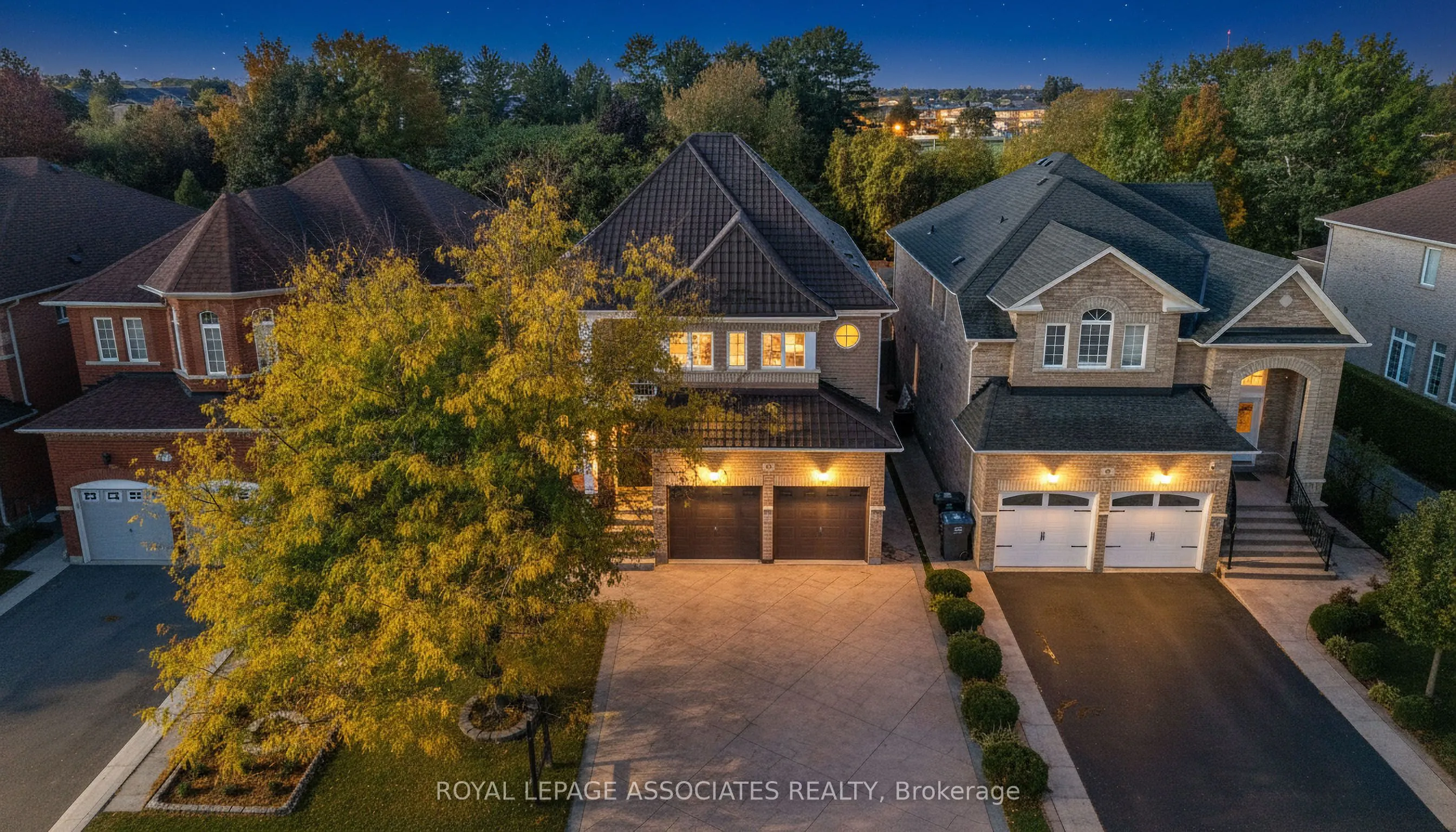 88 Showboat Crescent