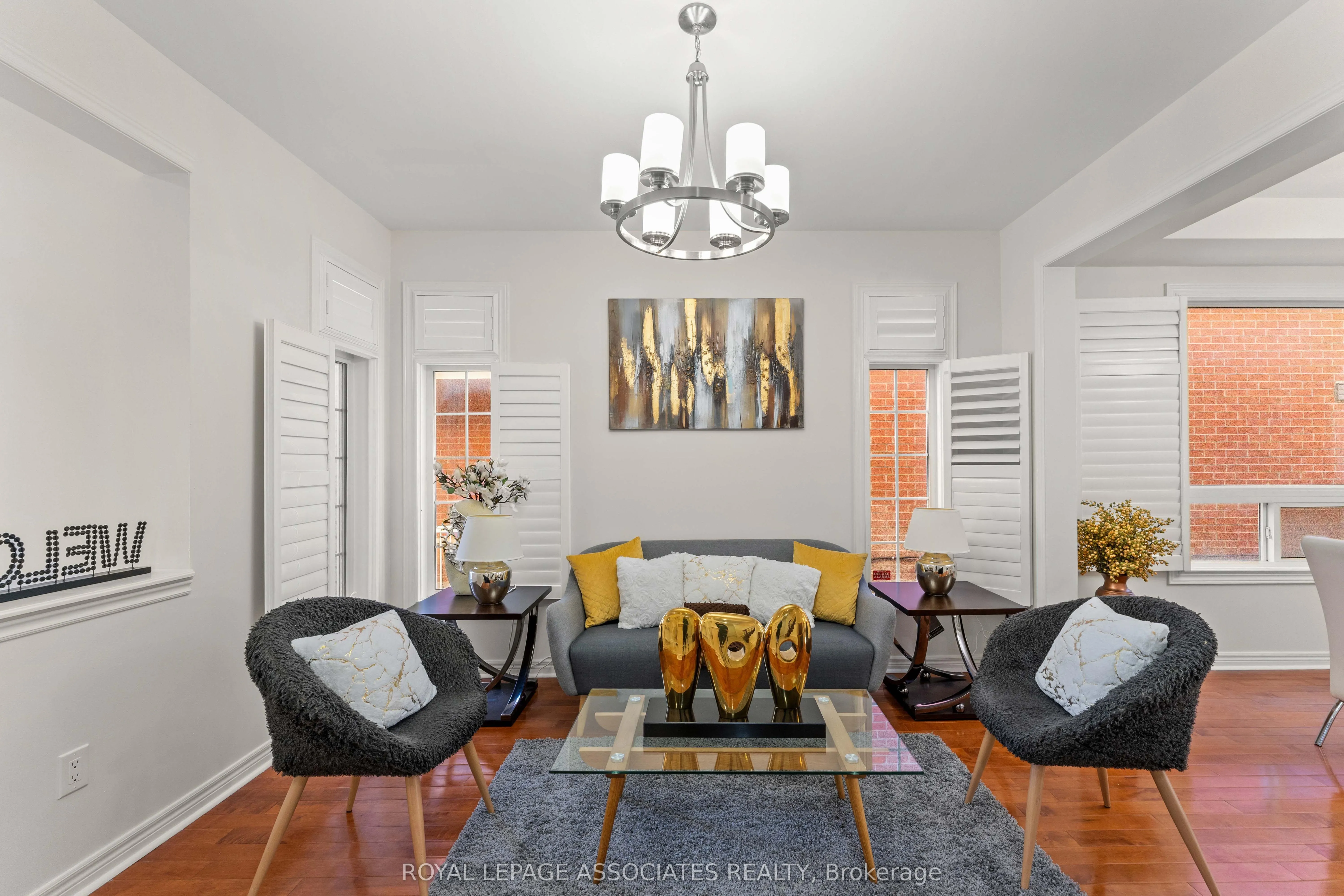 88 Showboat Crescent
