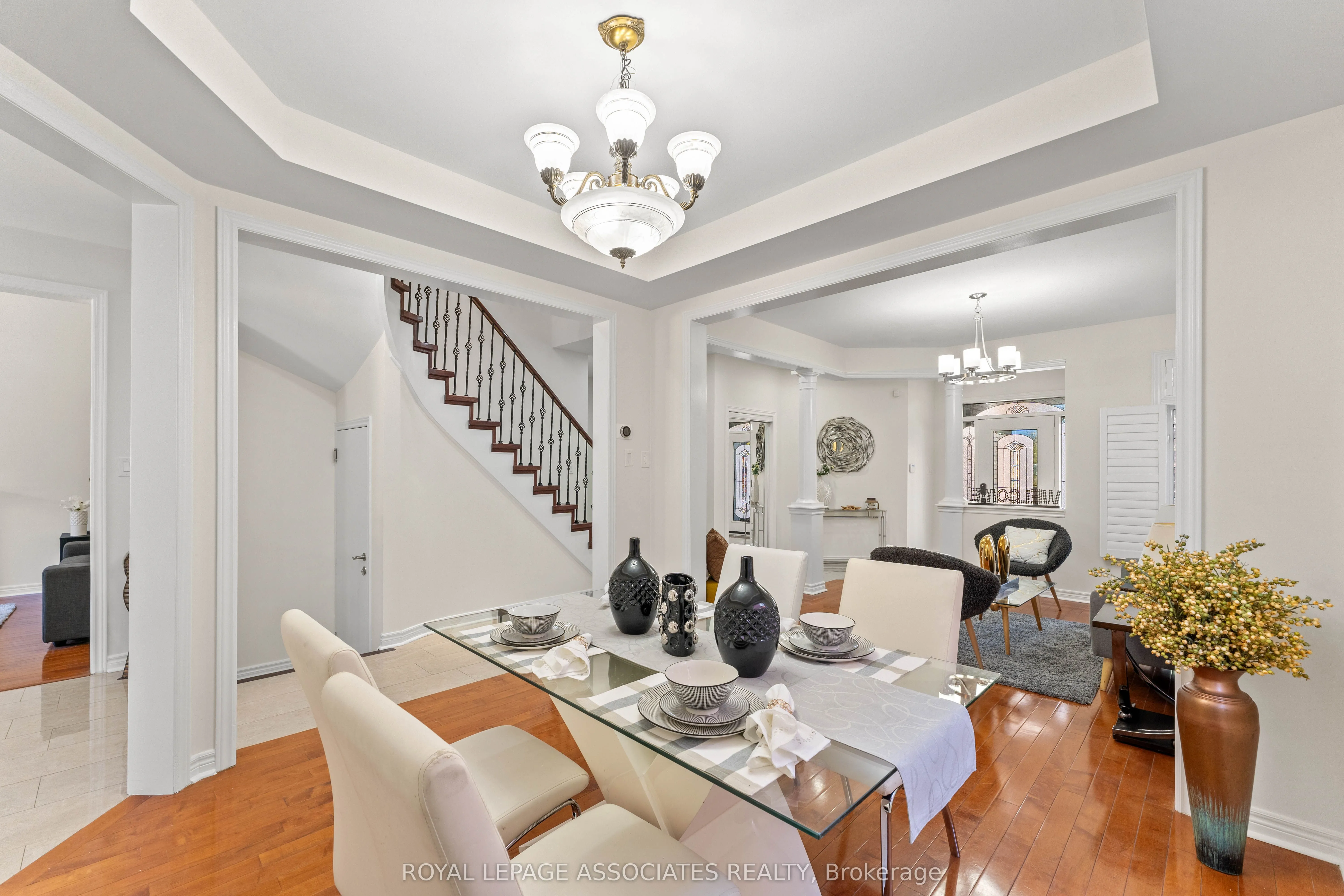 88 Showboat Crescent