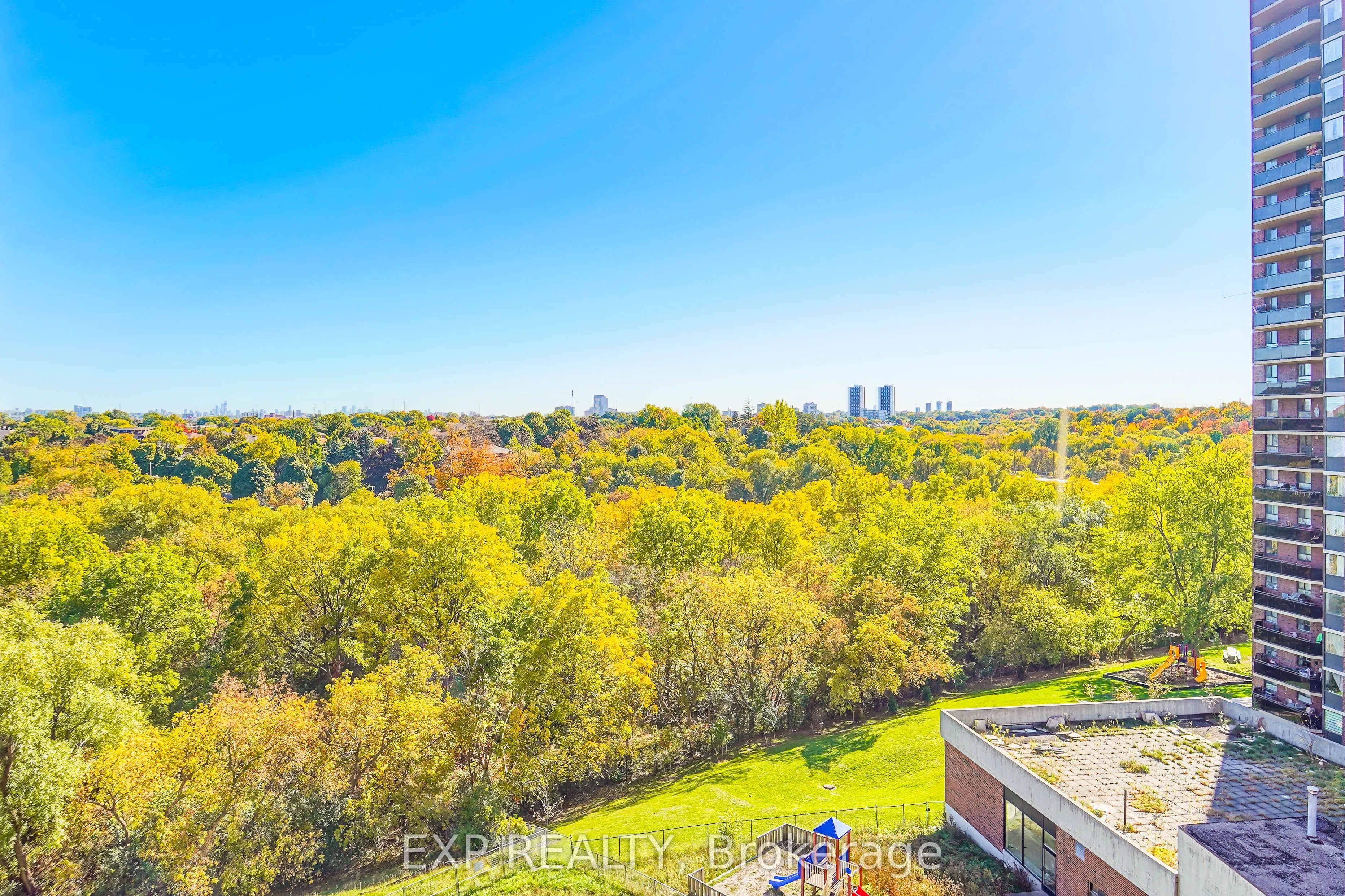 236 Albion Road, #901