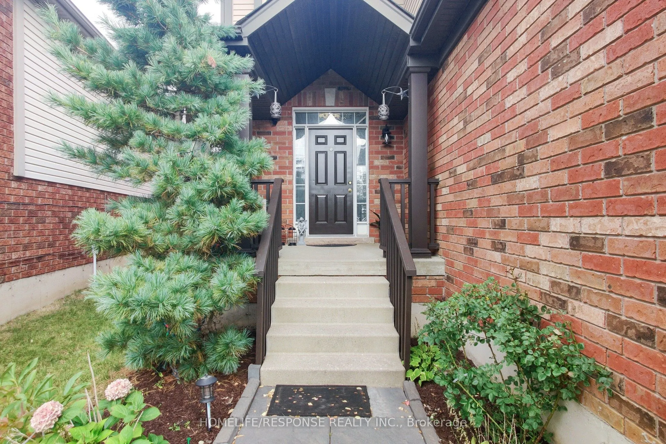 24 Murray Court