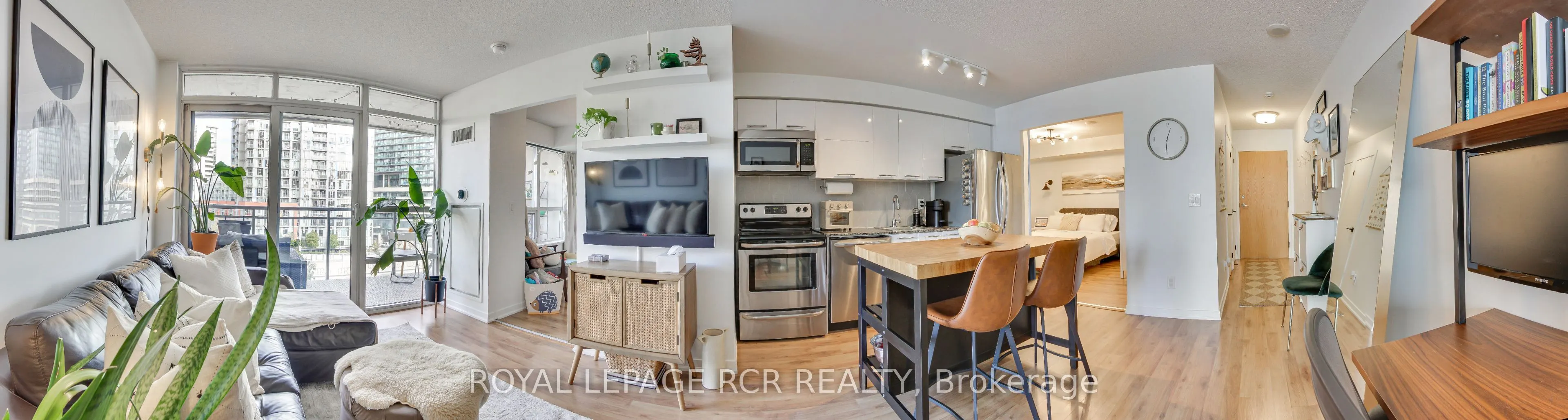 38 Joe Shuster Way, #623