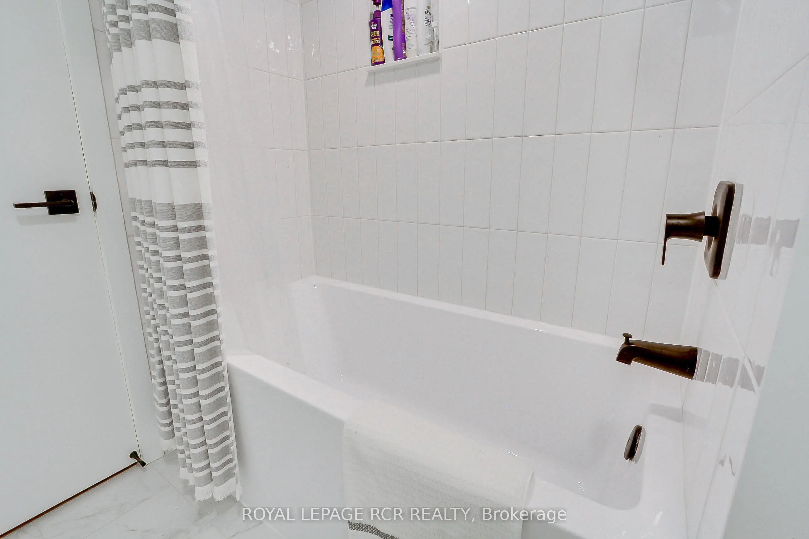 38 Joe Shuster Way, #623