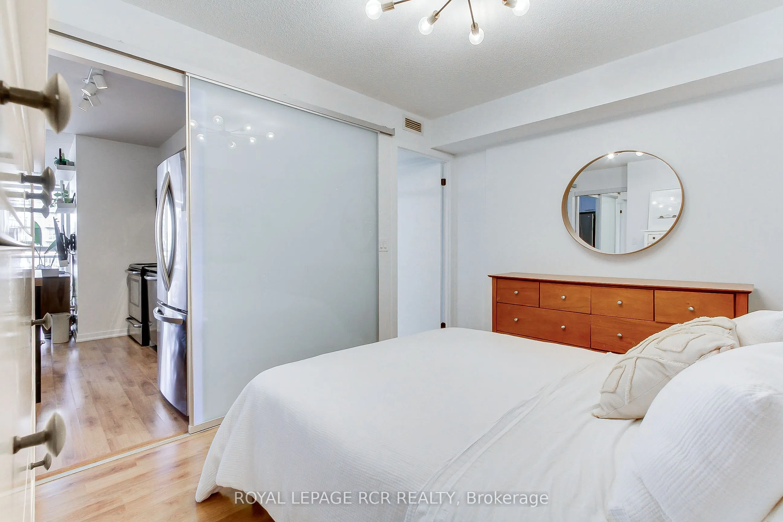 38 Joe Shuster Way, #623