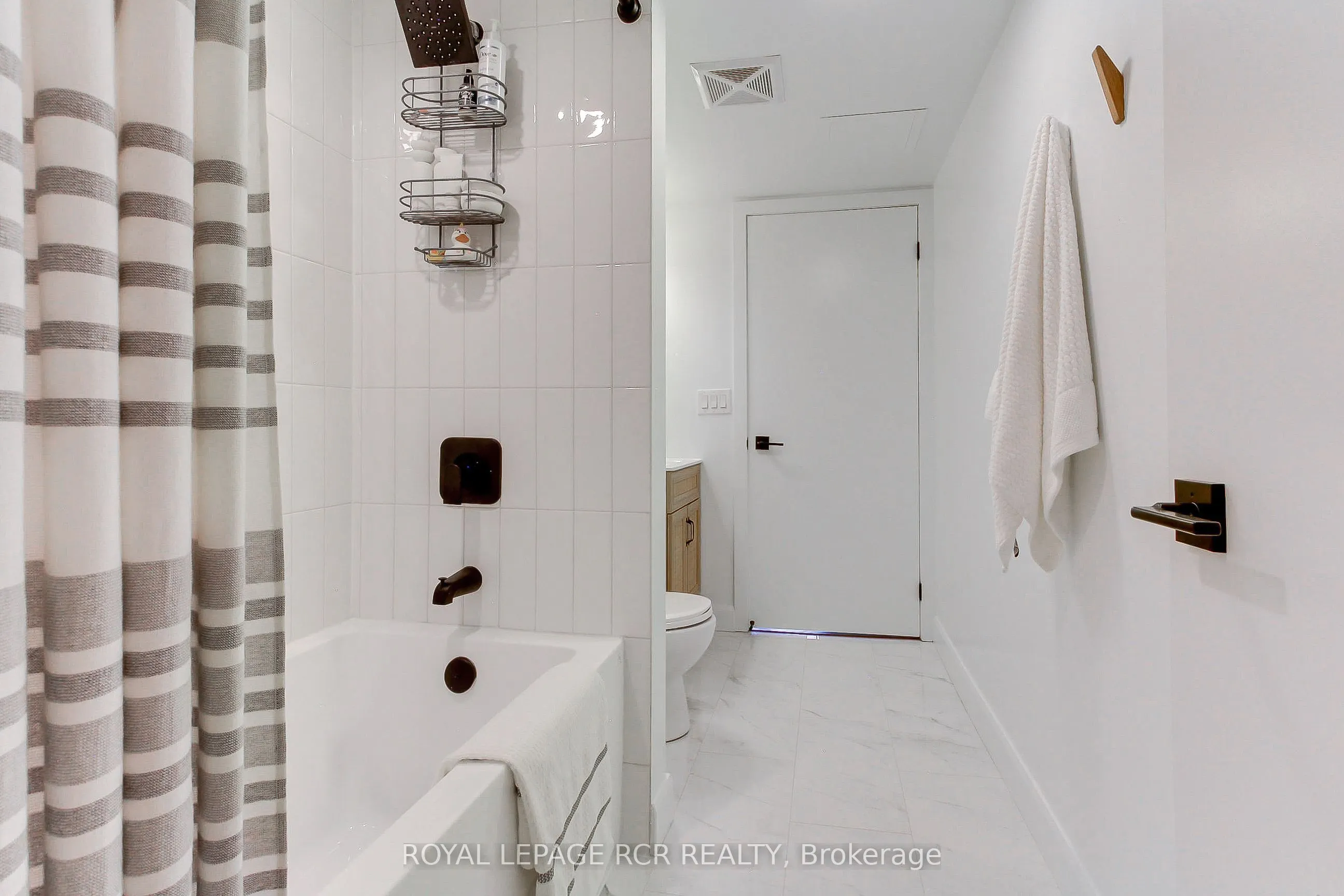 38 Joe Shuster Way, #623