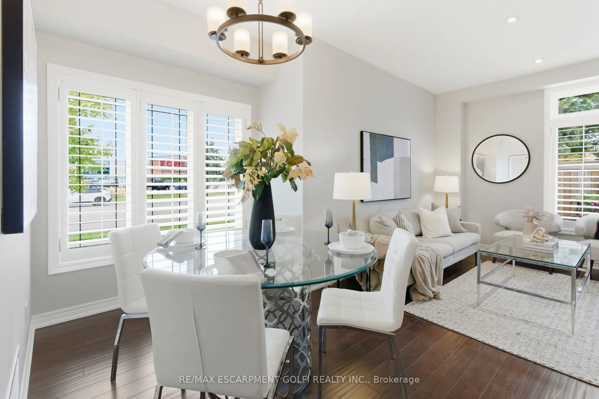 5056 New Street, #1