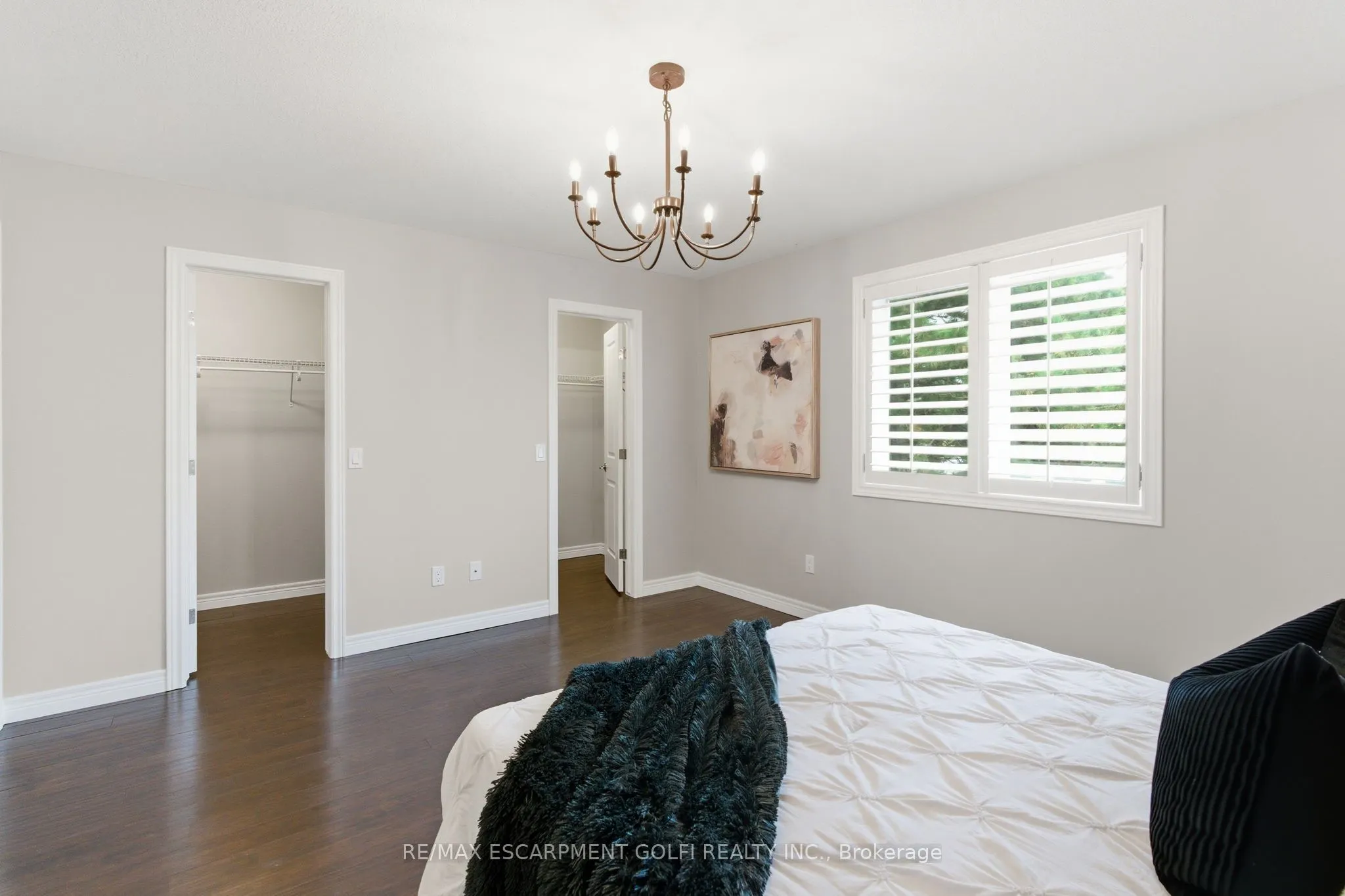 5056 New Street, #1