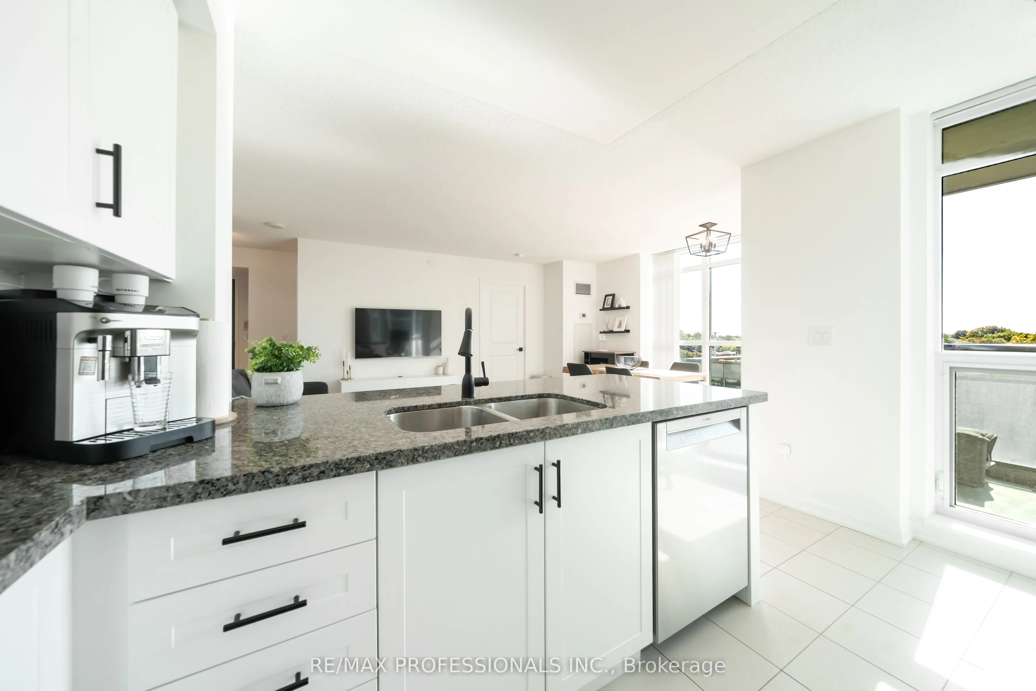 205 Sherway Gardens Road, #610