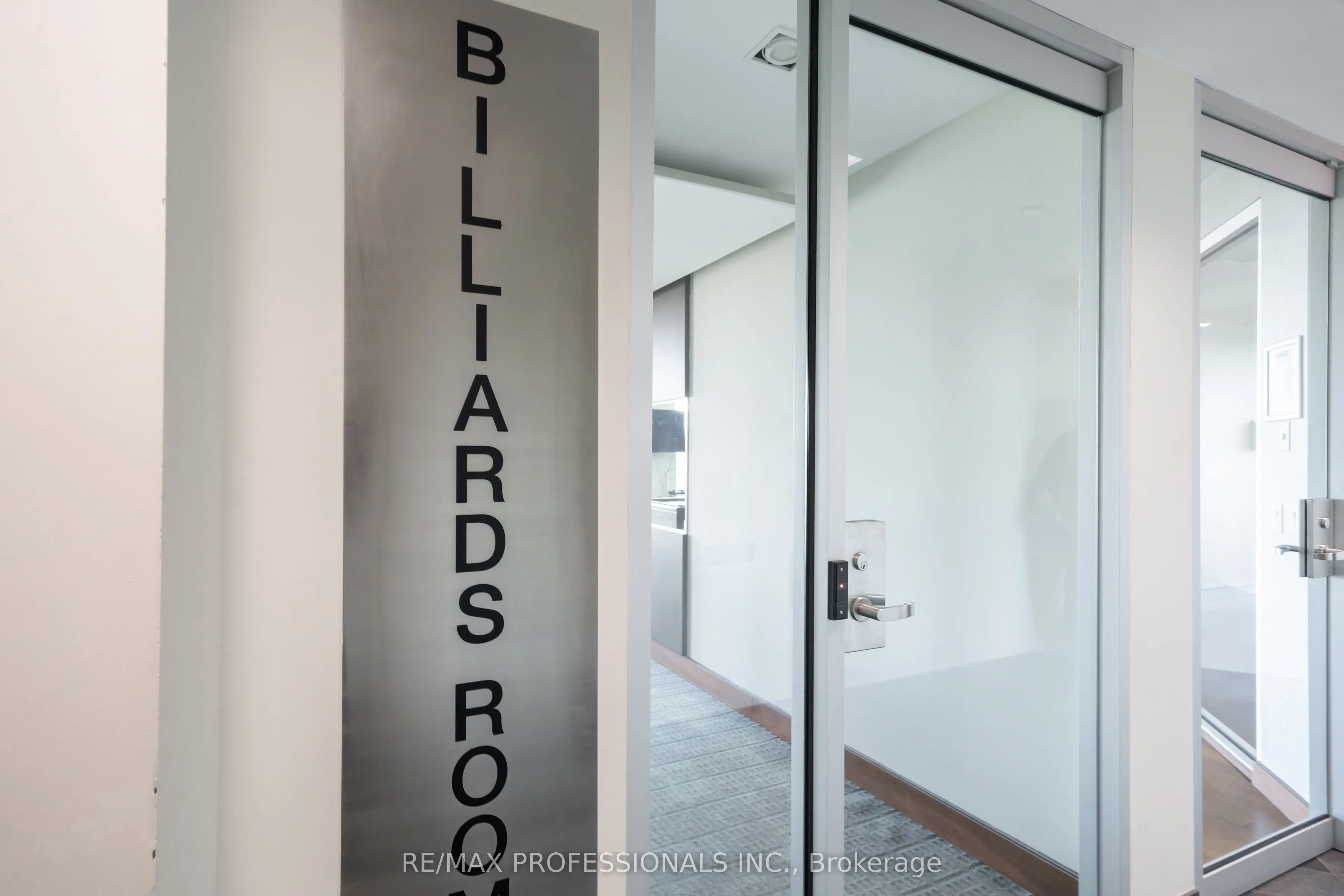 205 Sherway Gardens Road, #610