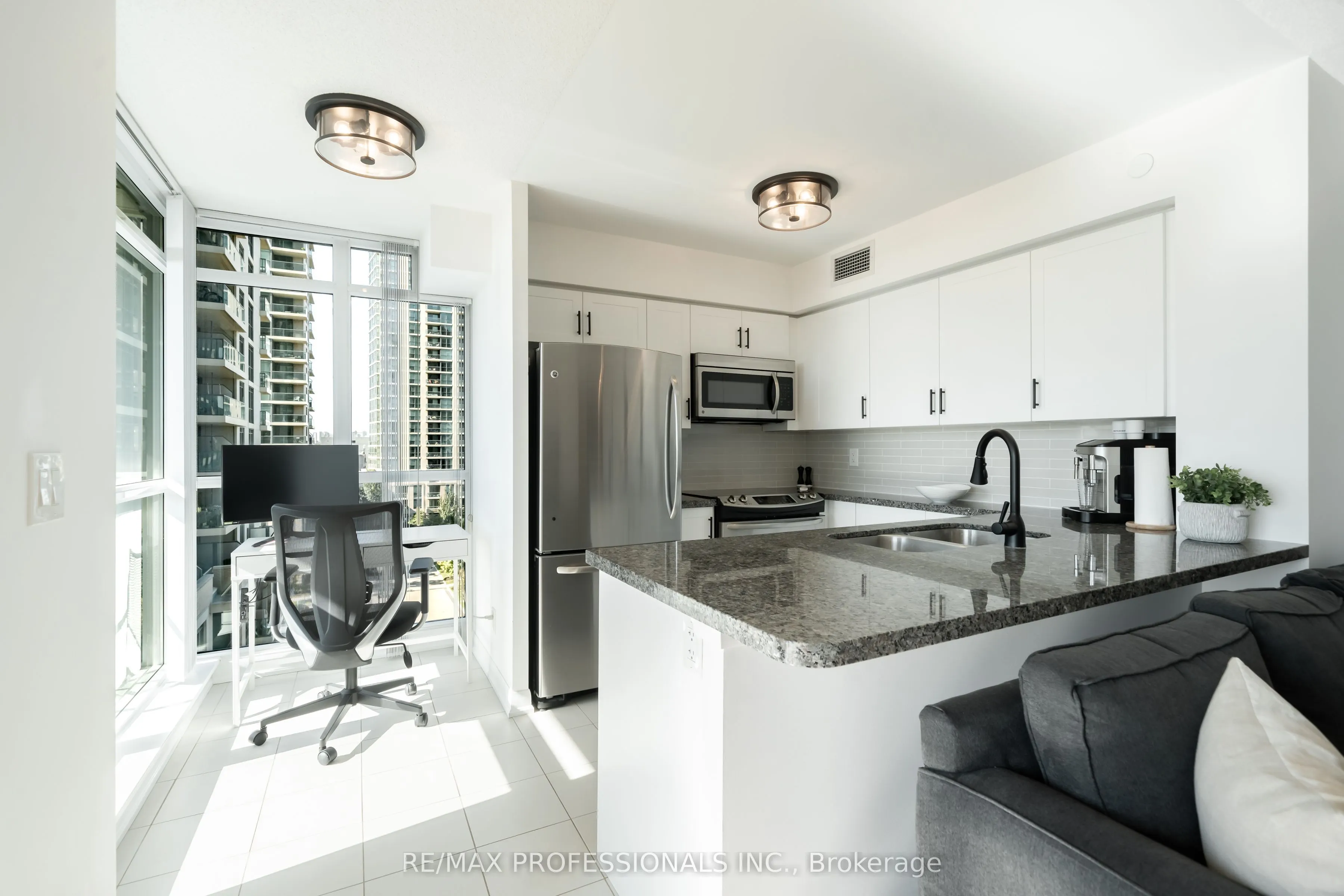 205 Sherway Gardens Road, #610