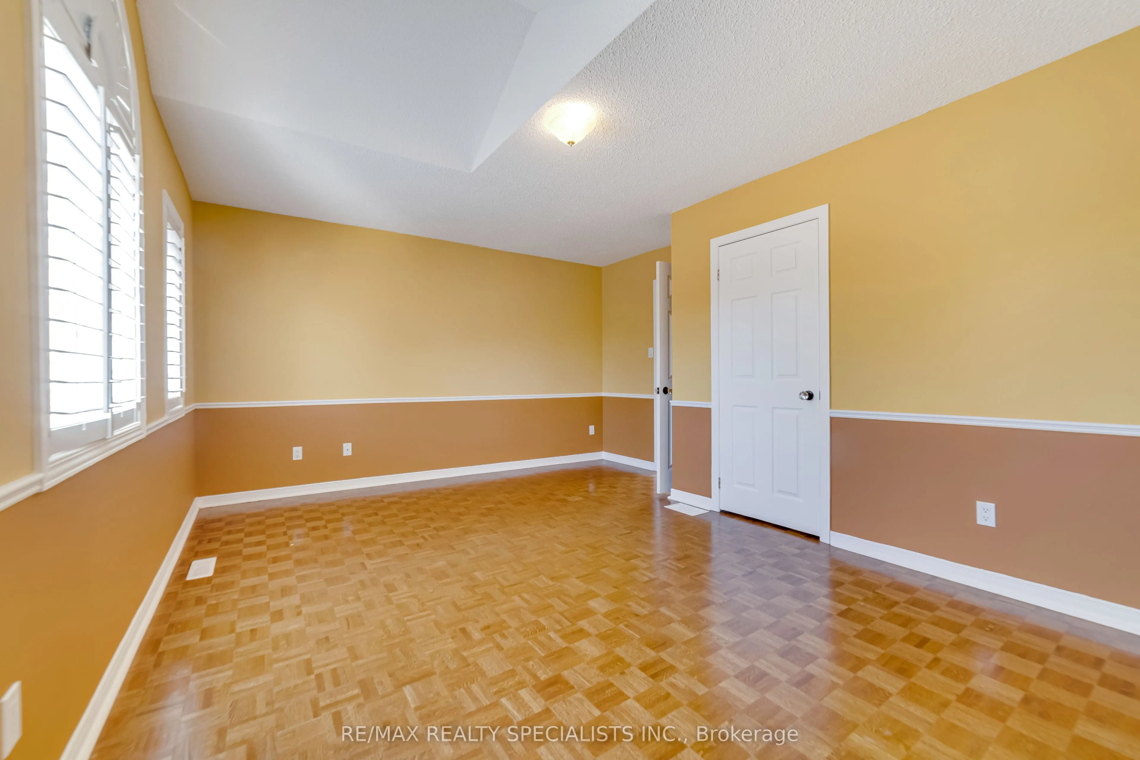 2 Torada Court