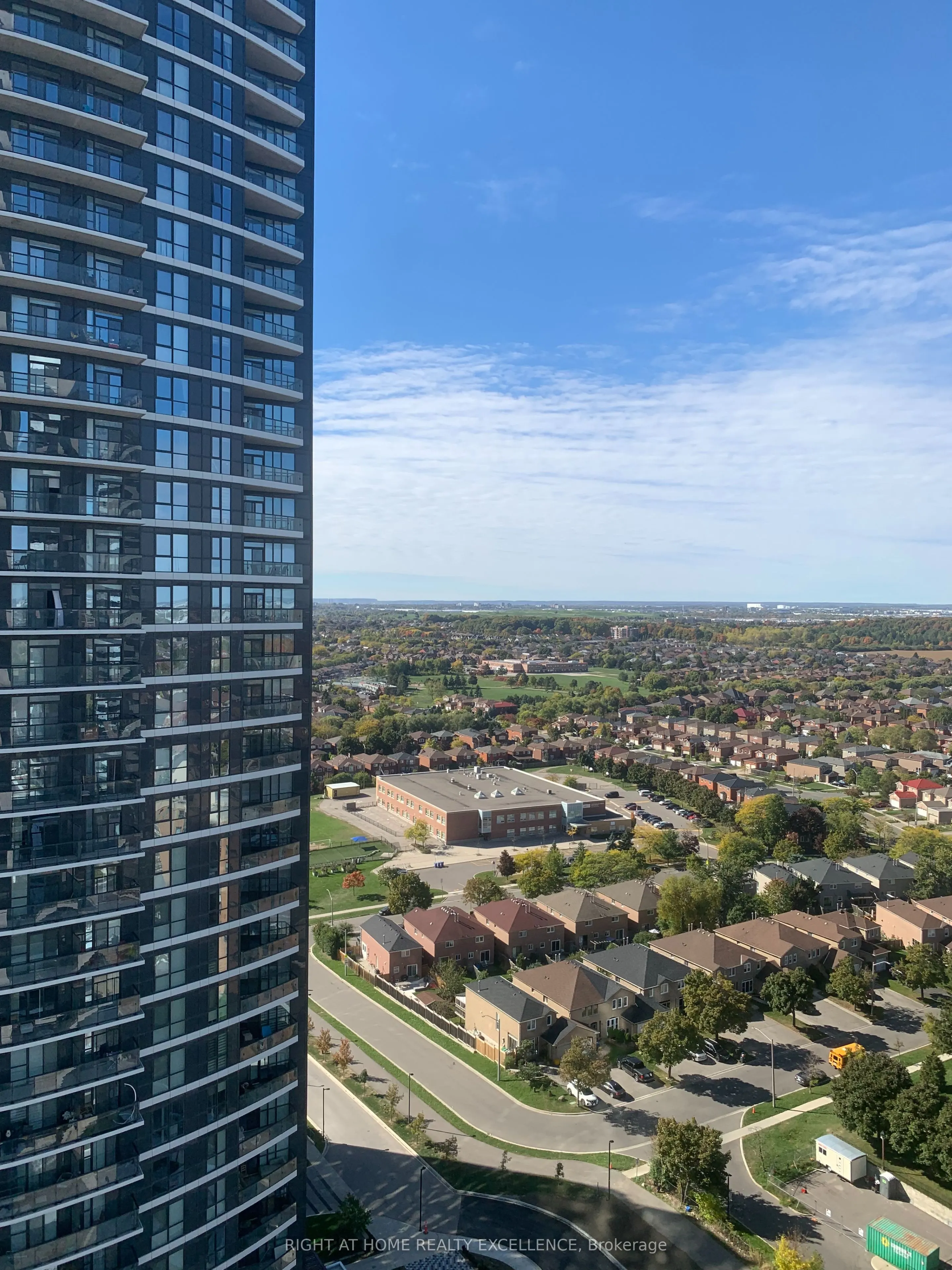 15 Watergarden Drive, #2005