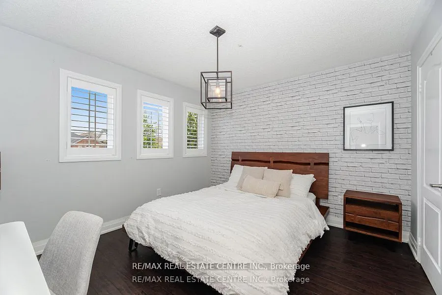 8 Duffield Road