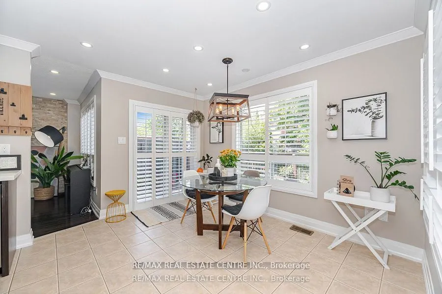 8 Duffield Road