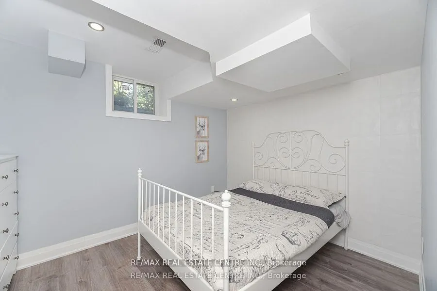 8 Duffield Road