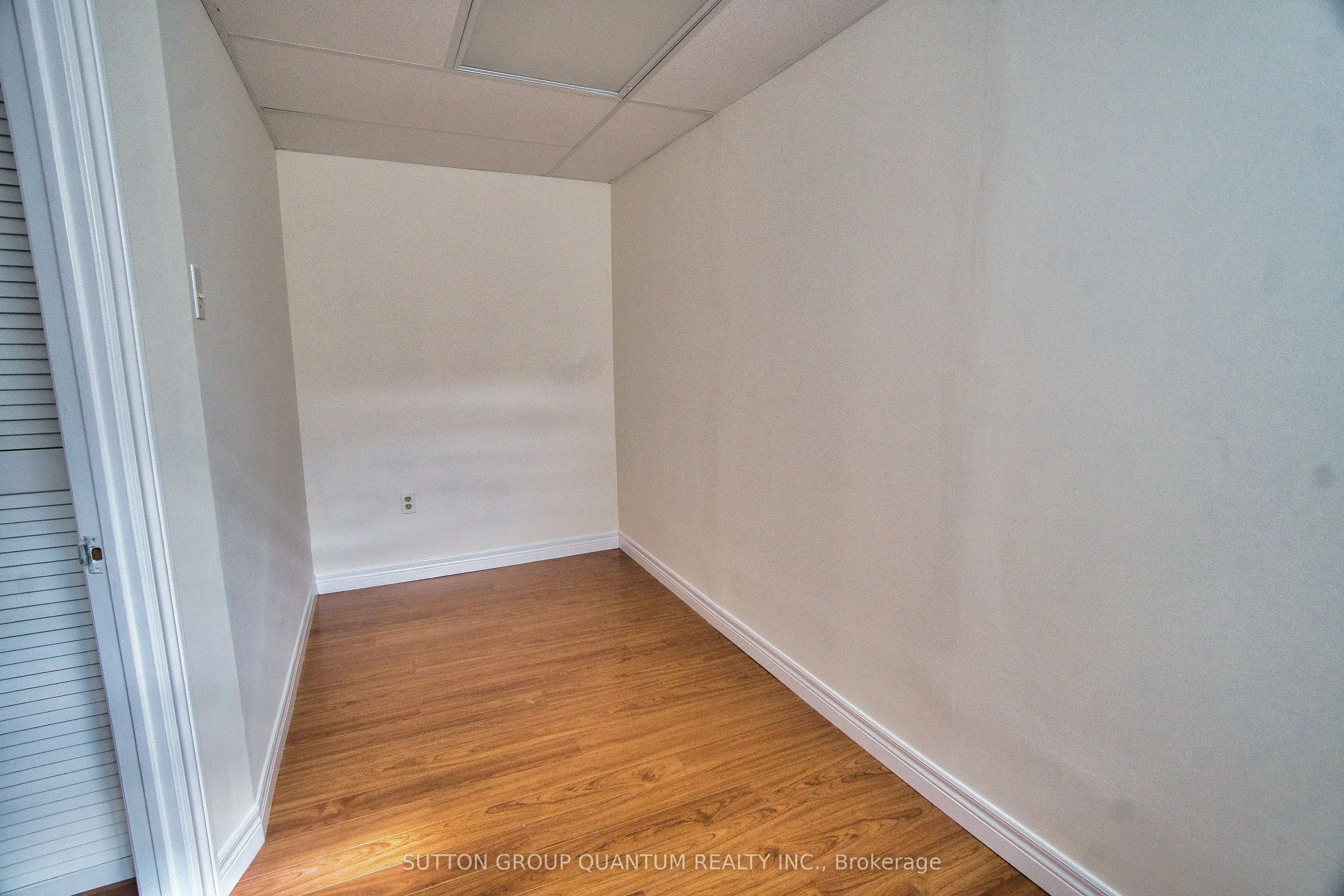 3312 Sundew Court