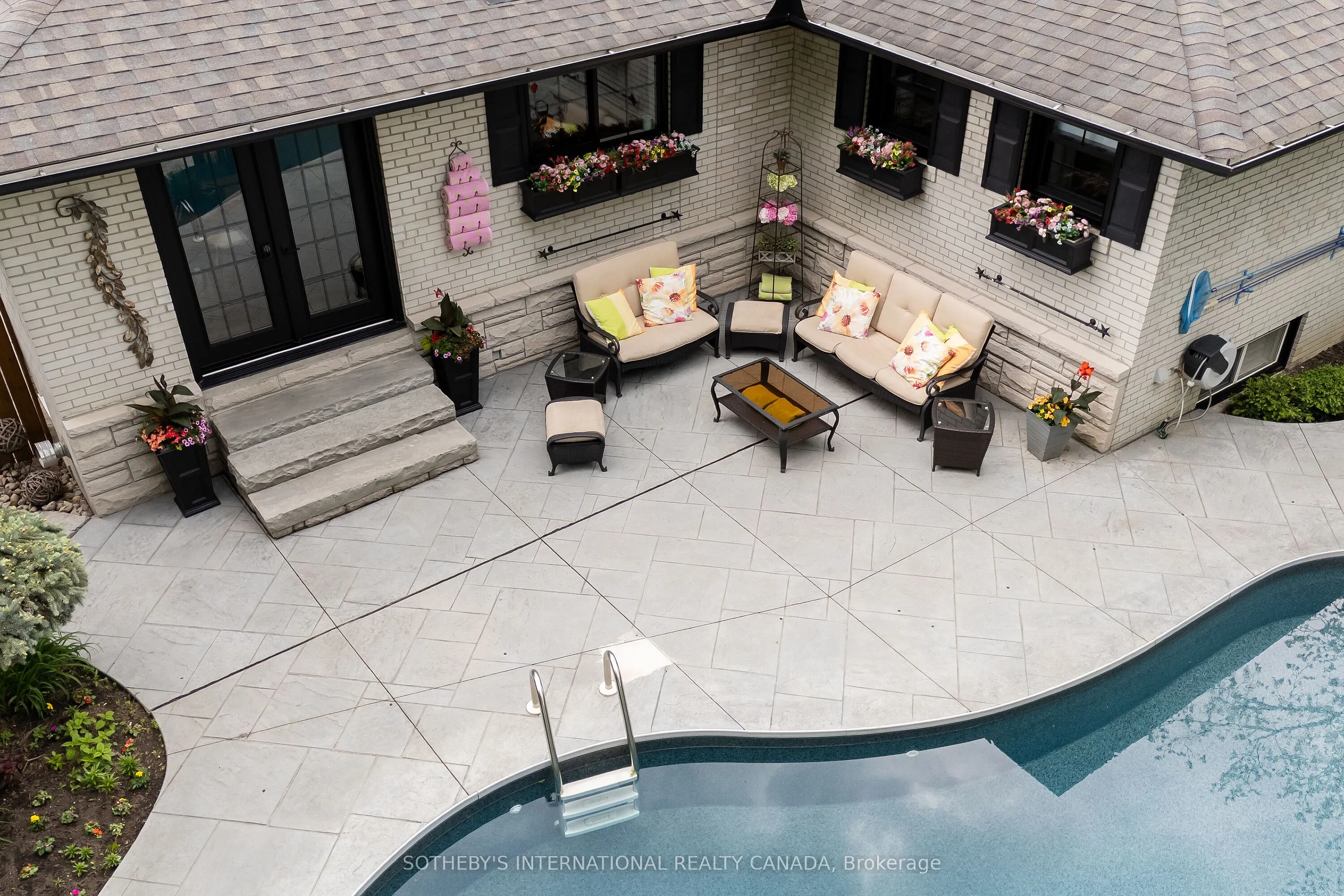 7 Welbrooke Place