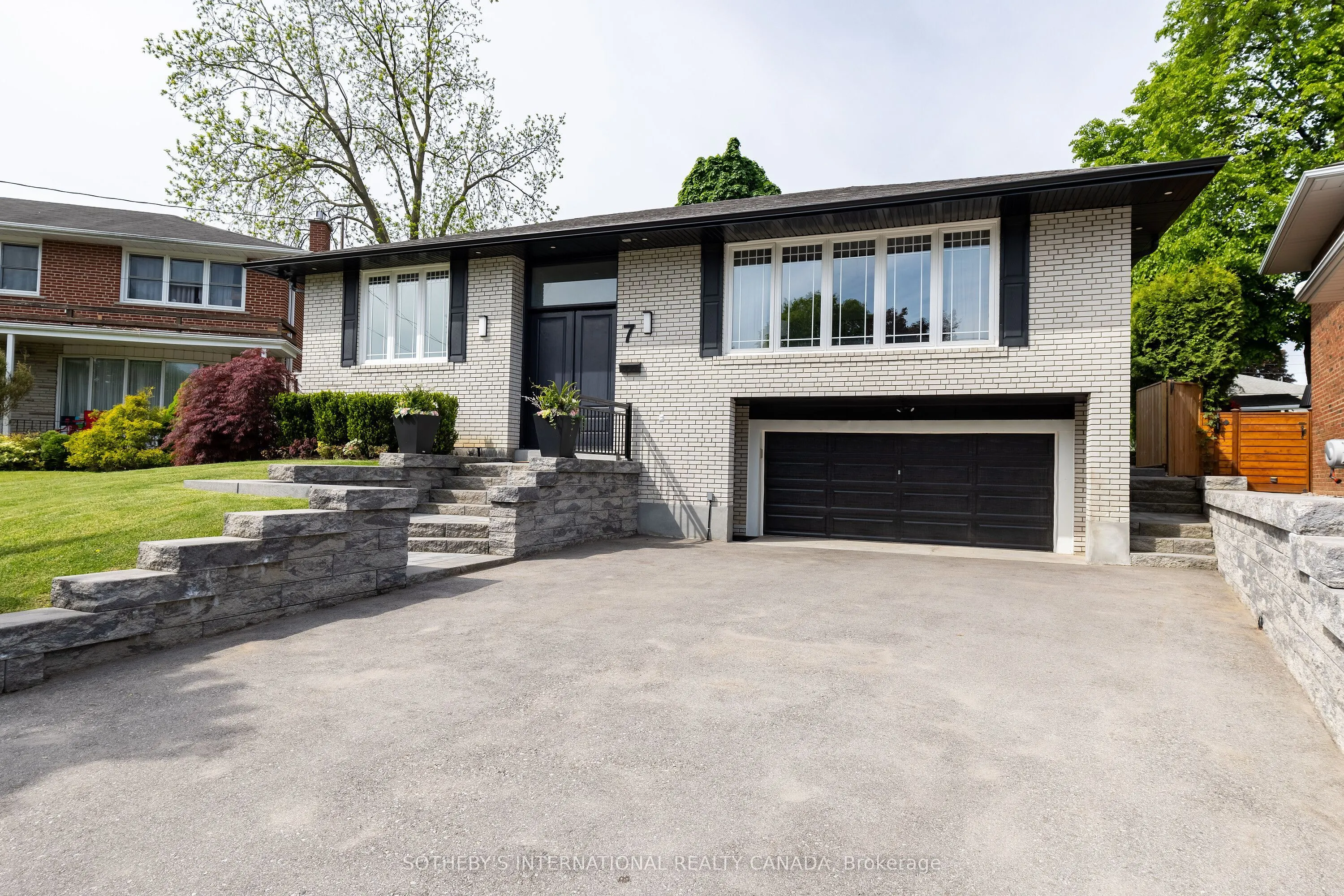 7 Welbrooke Place