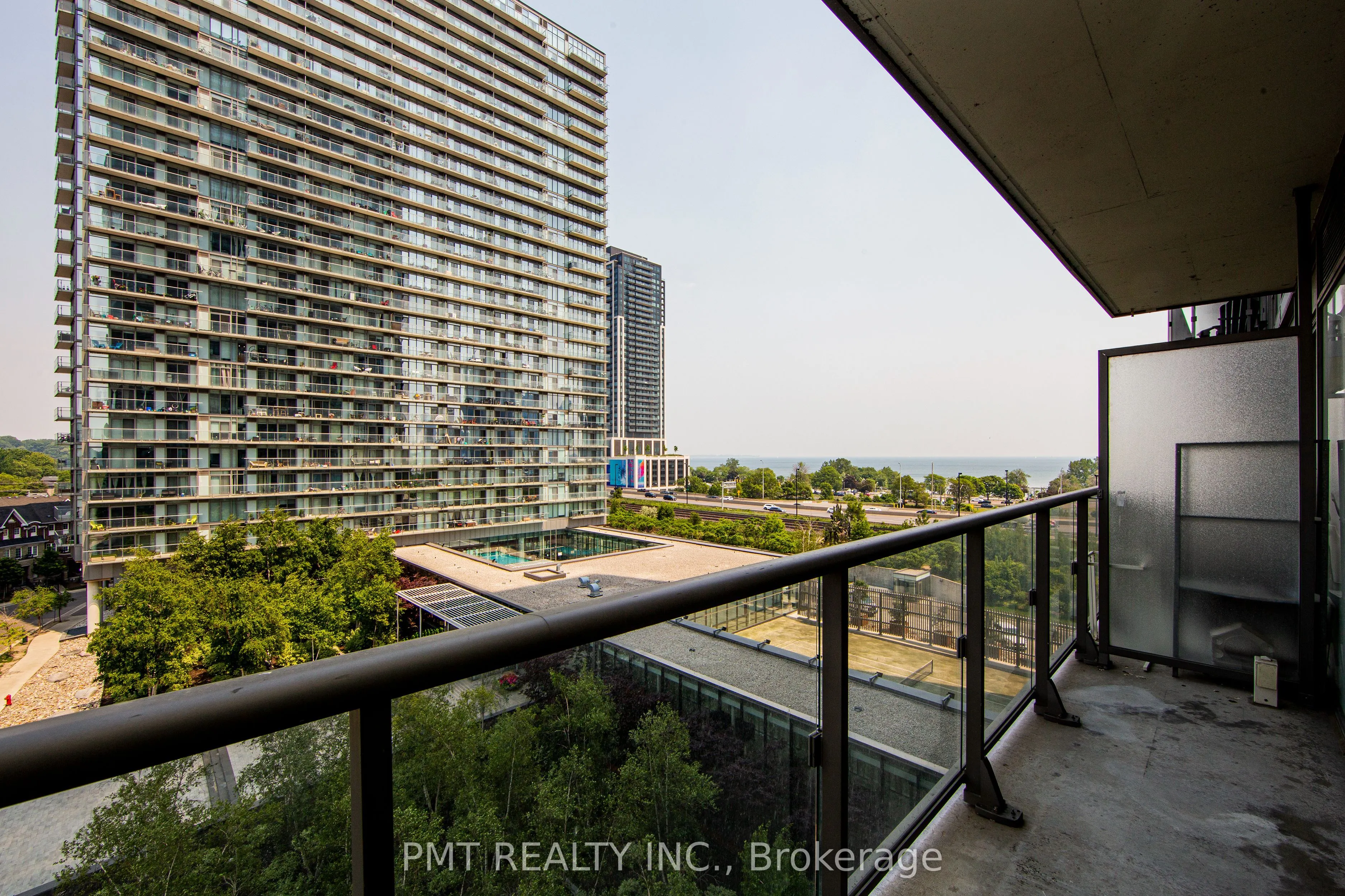 105 The Queensway, #612