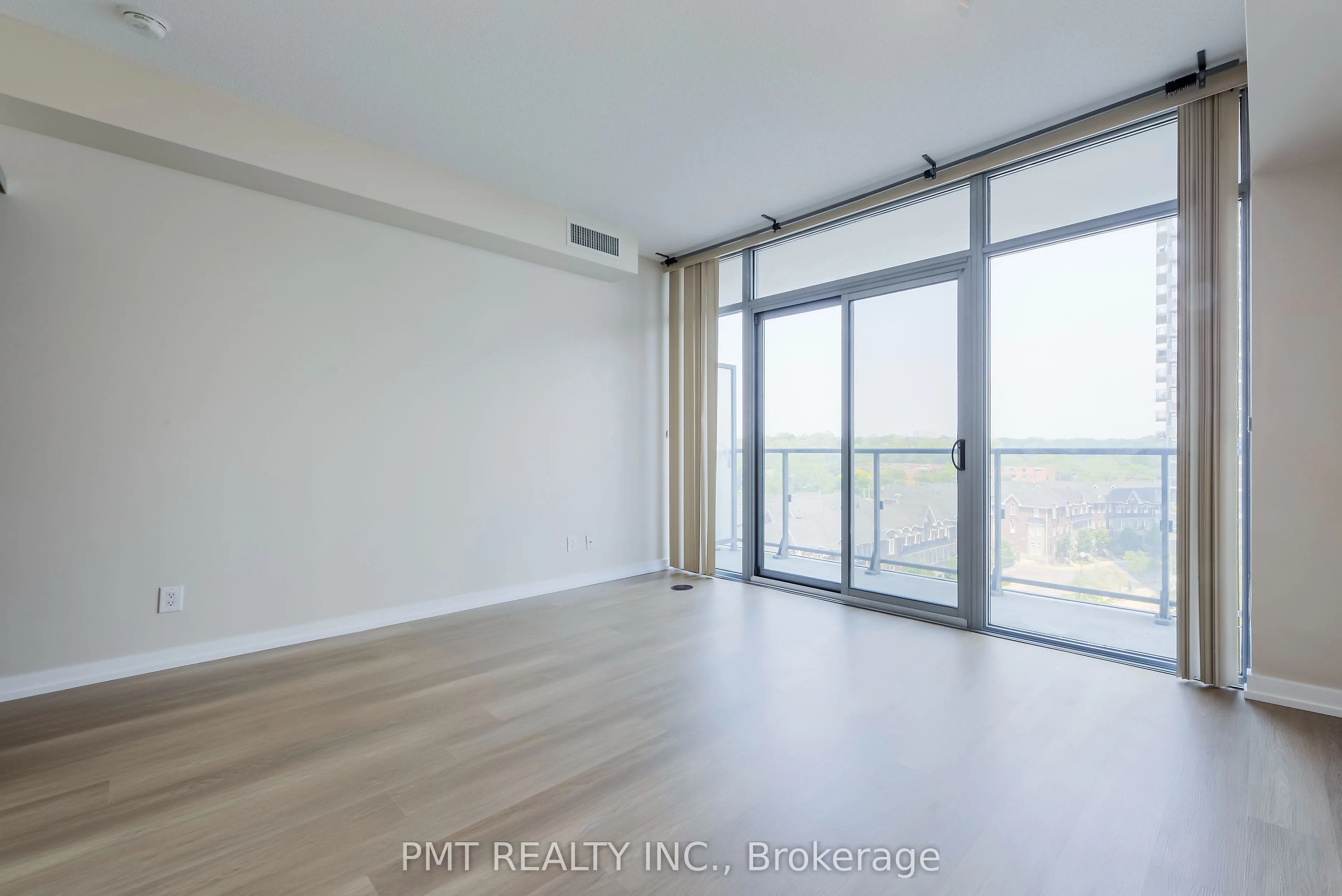 105 The Queensway, #612
