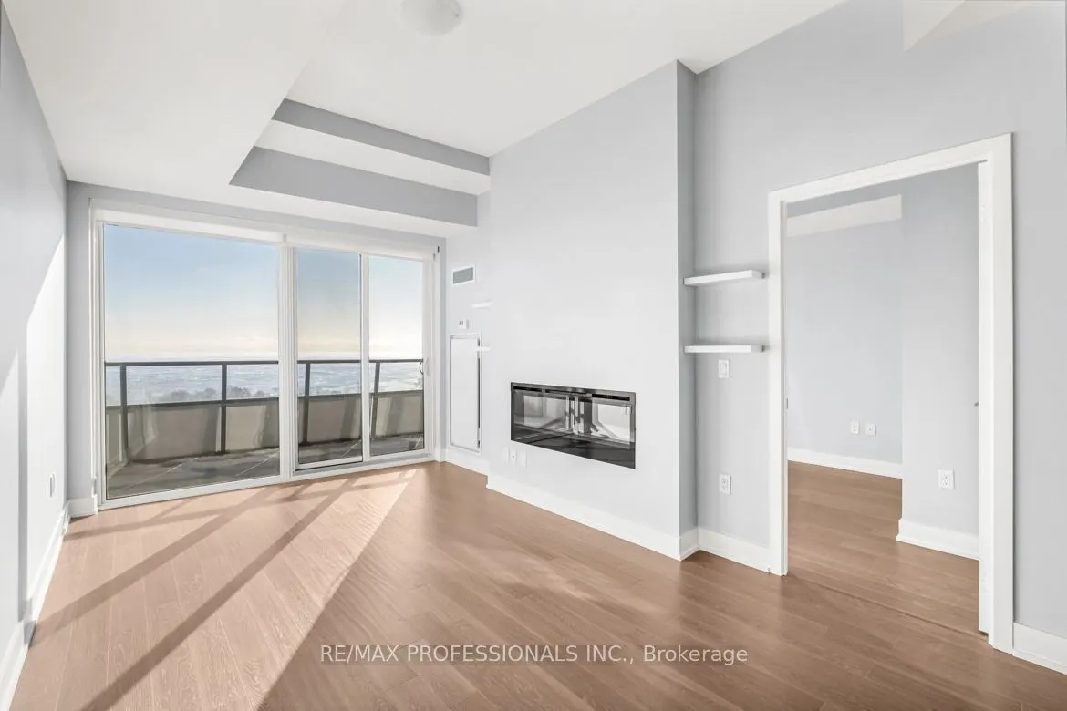 20 Shore Breeze Drive, #1109