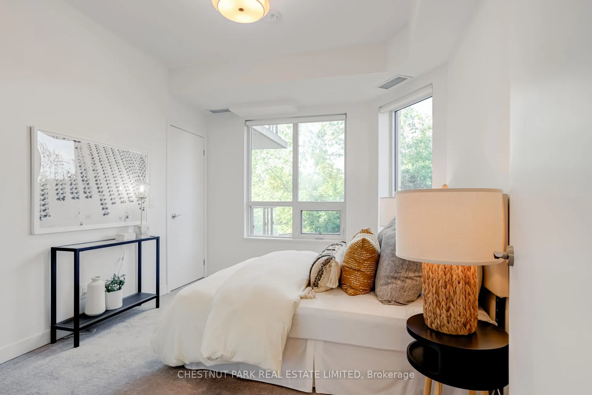 840 Queens Plate Drive, #205