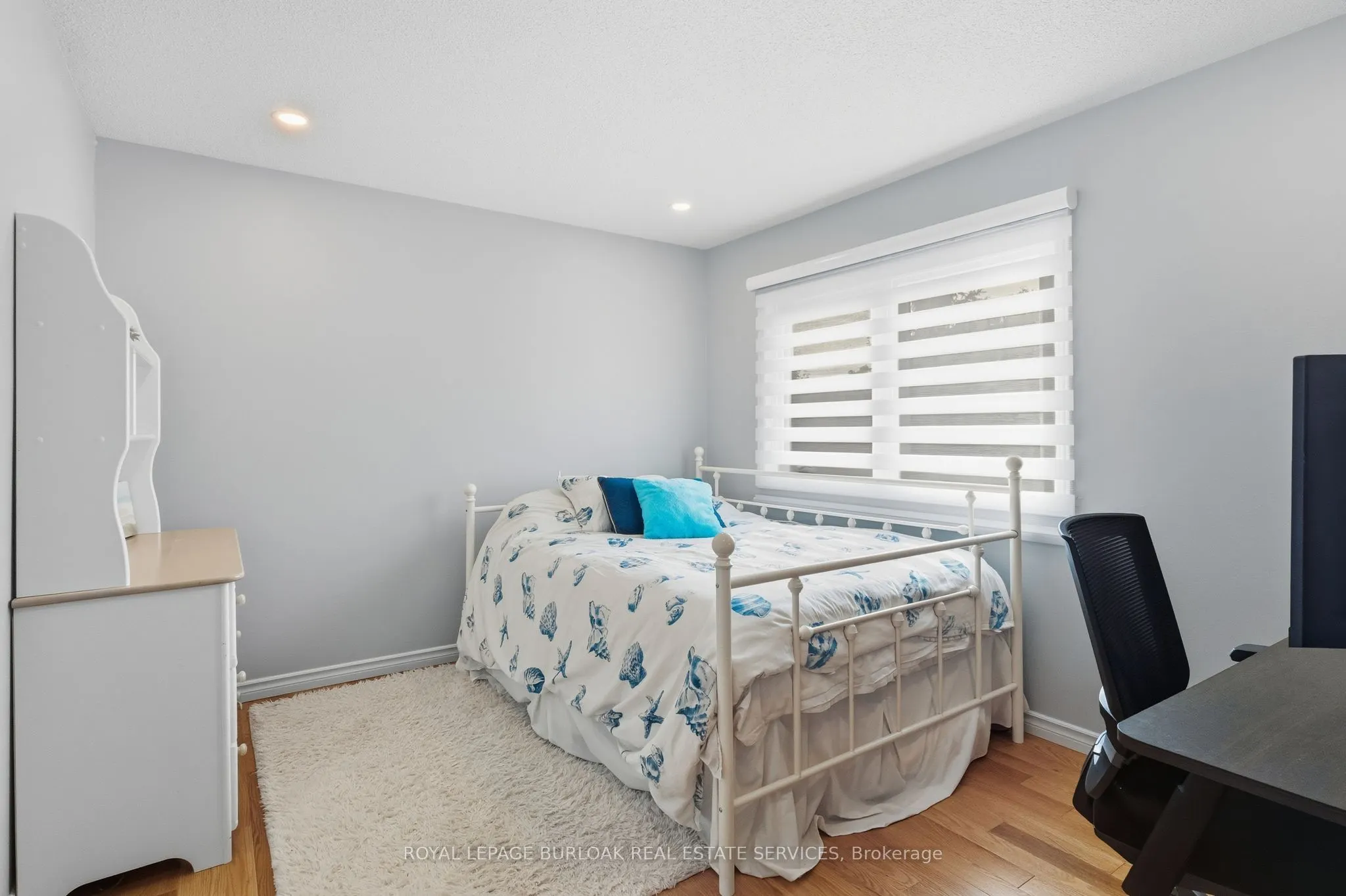 487 White Drive