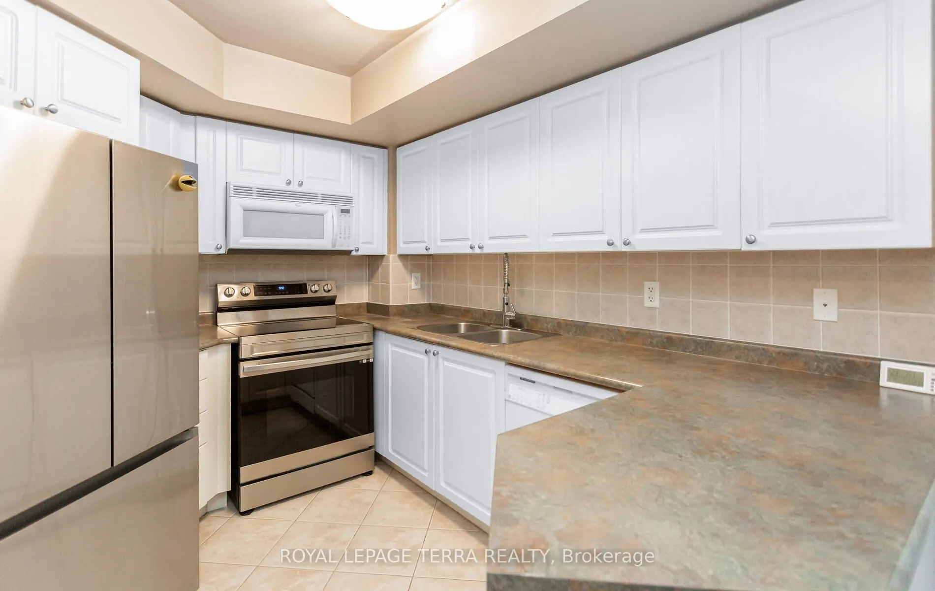 3888 Duke Of York Boulevard, #430