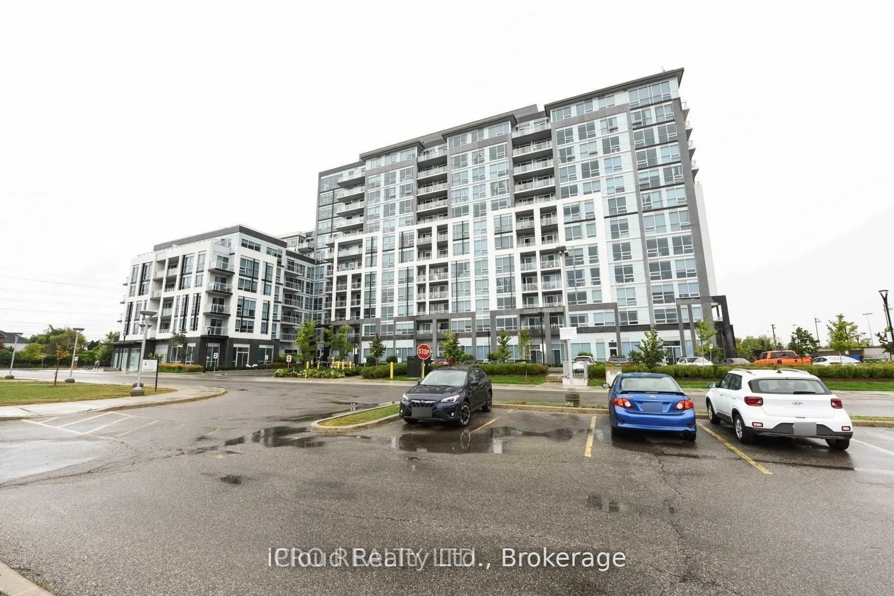 1050 Main Street E, #910