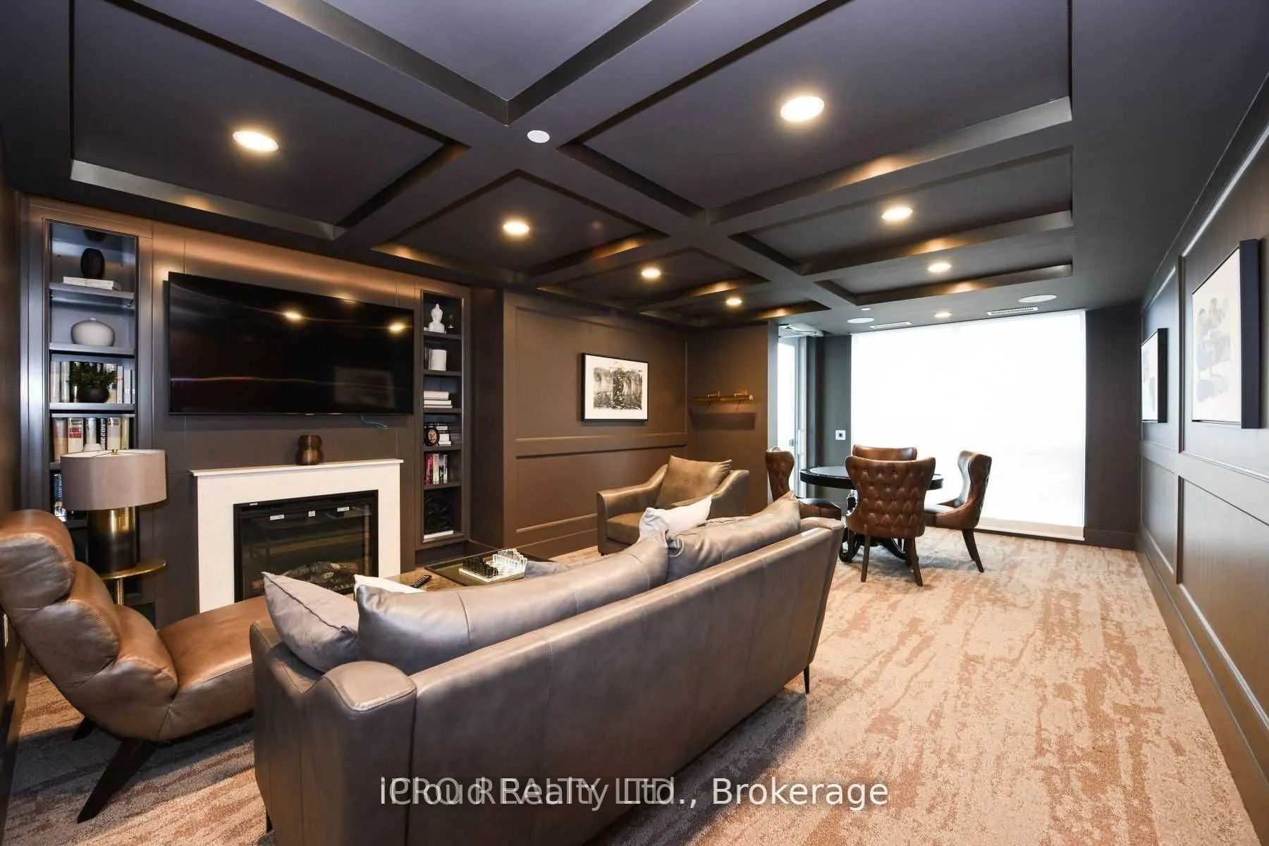 1050 Main Street E, #910