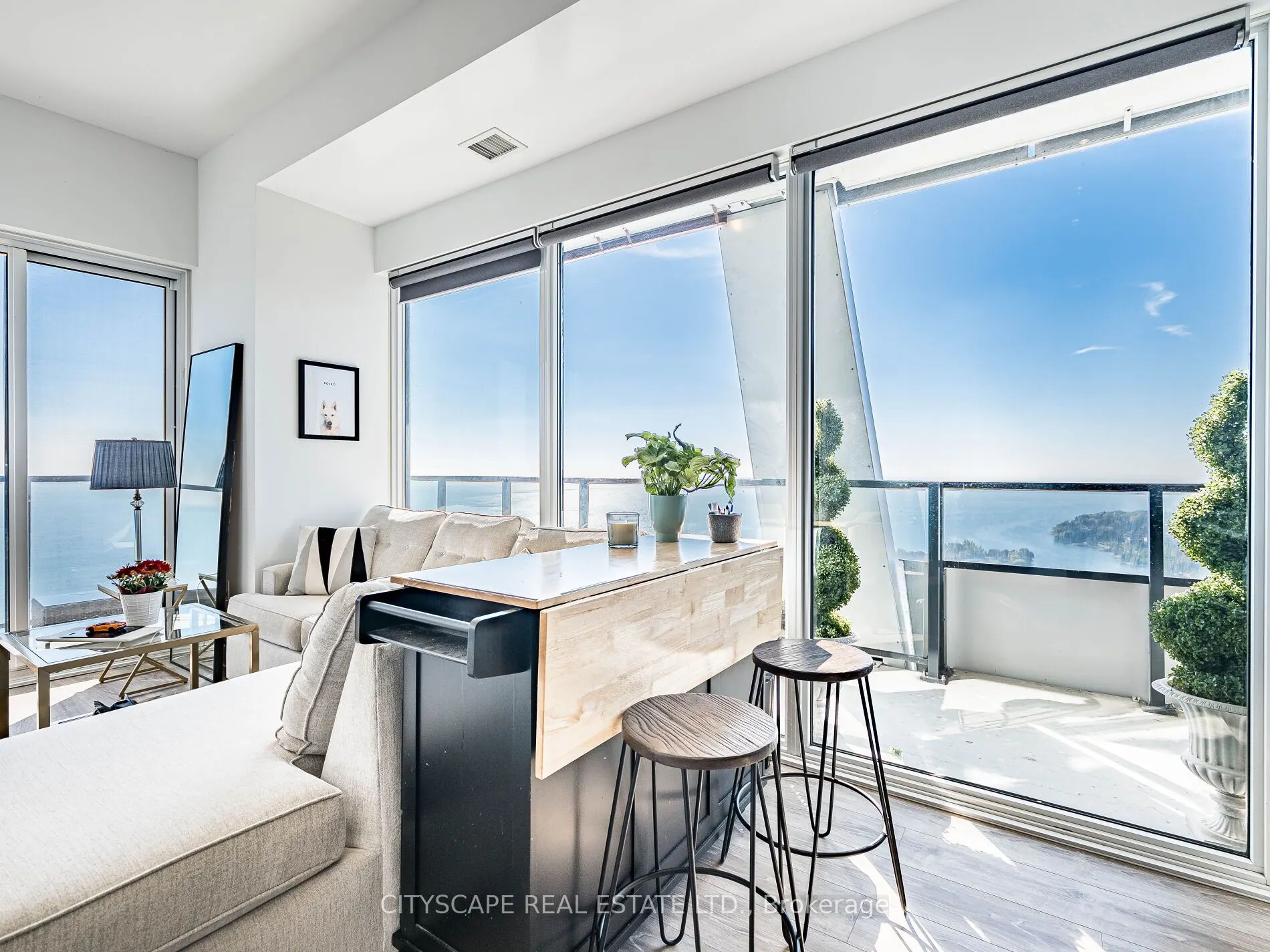 20 Shore Breeze Drive, #4410