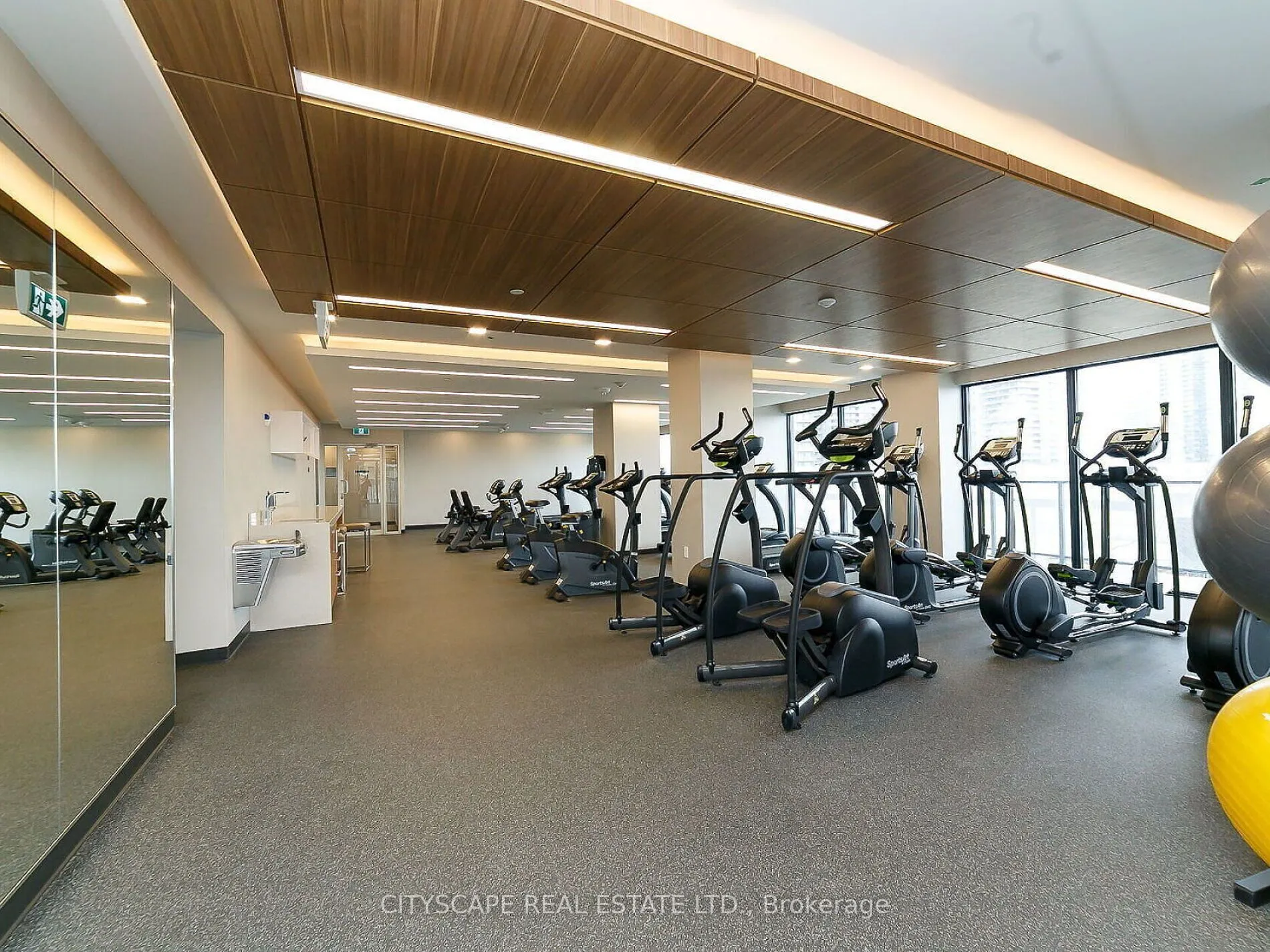 20 Shore Breeze Drive, #4410